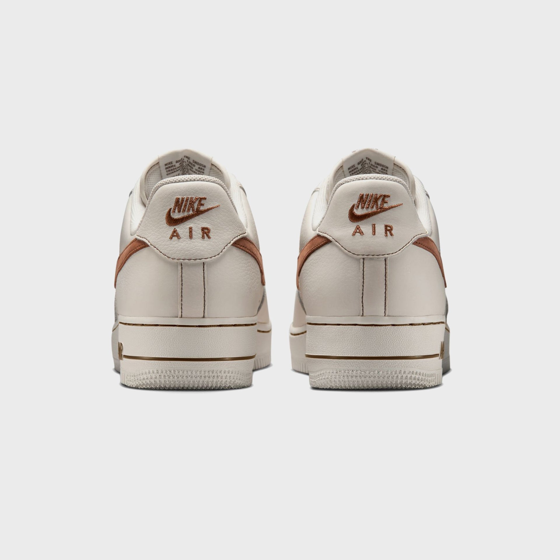 Nike Air Force 1 '07 LV8 - Ivory / Saddle Brown
