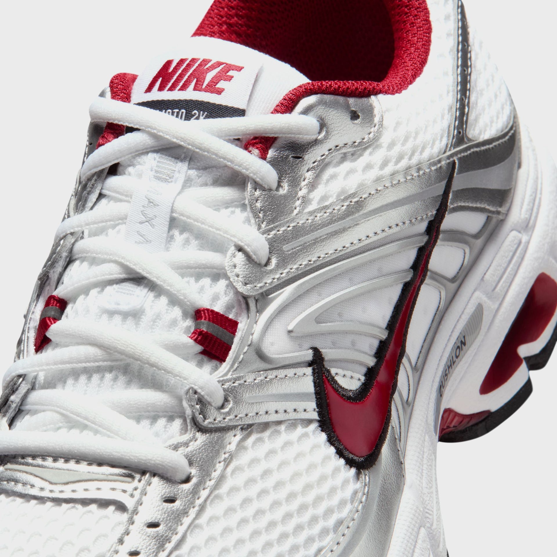 Nike WMNS Air Max Moto 2K - White / Team Crimson / Metallic Silver / Black