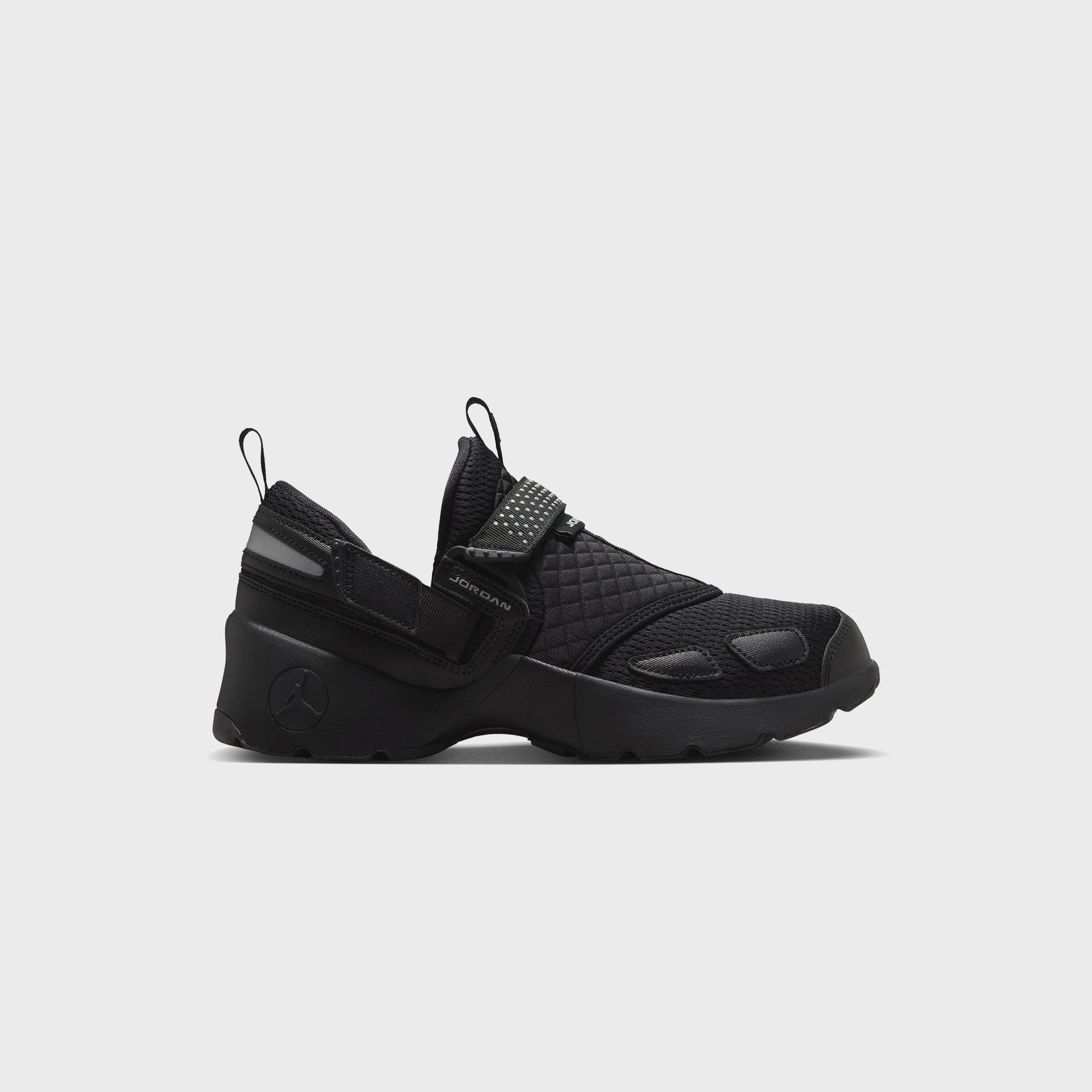 Jordan WMNS Trunner LX - Black / Black / Black