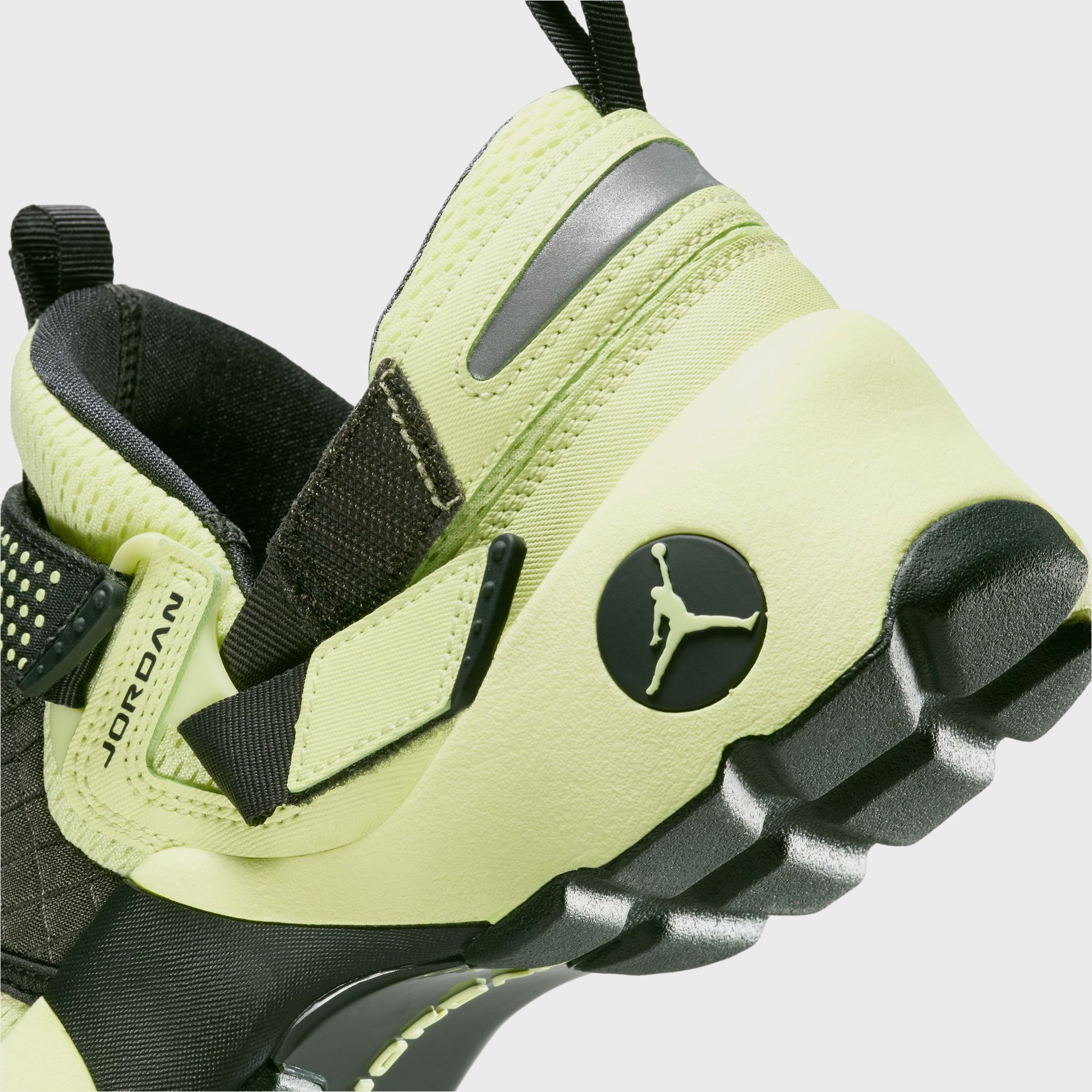 Jordan WMNS Jordan Trunner LX - Luminous Green / Anthracite Info