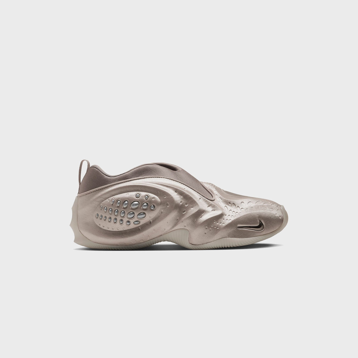 Nike WMNS First Sight Shadow - Cream II / Metallic Silver / Sail Enigma Stone
