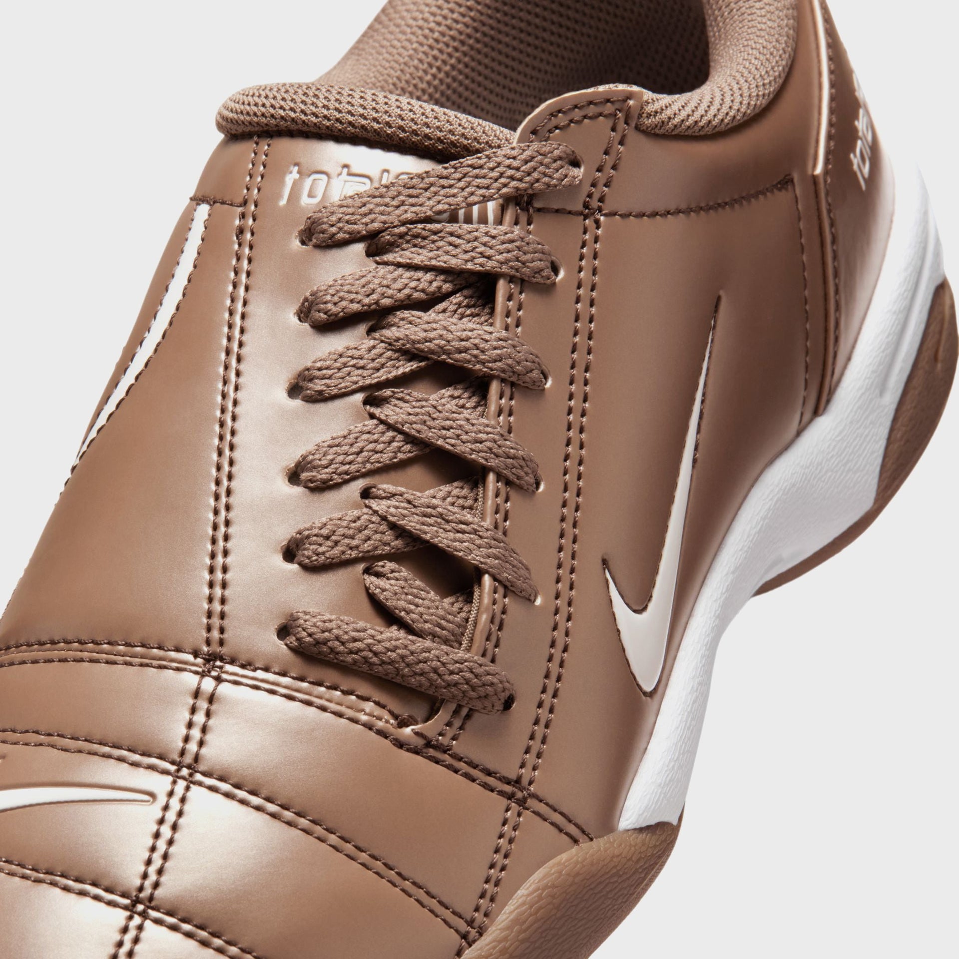 Nike Total 90 - Mink Brown / White / Racer Blue