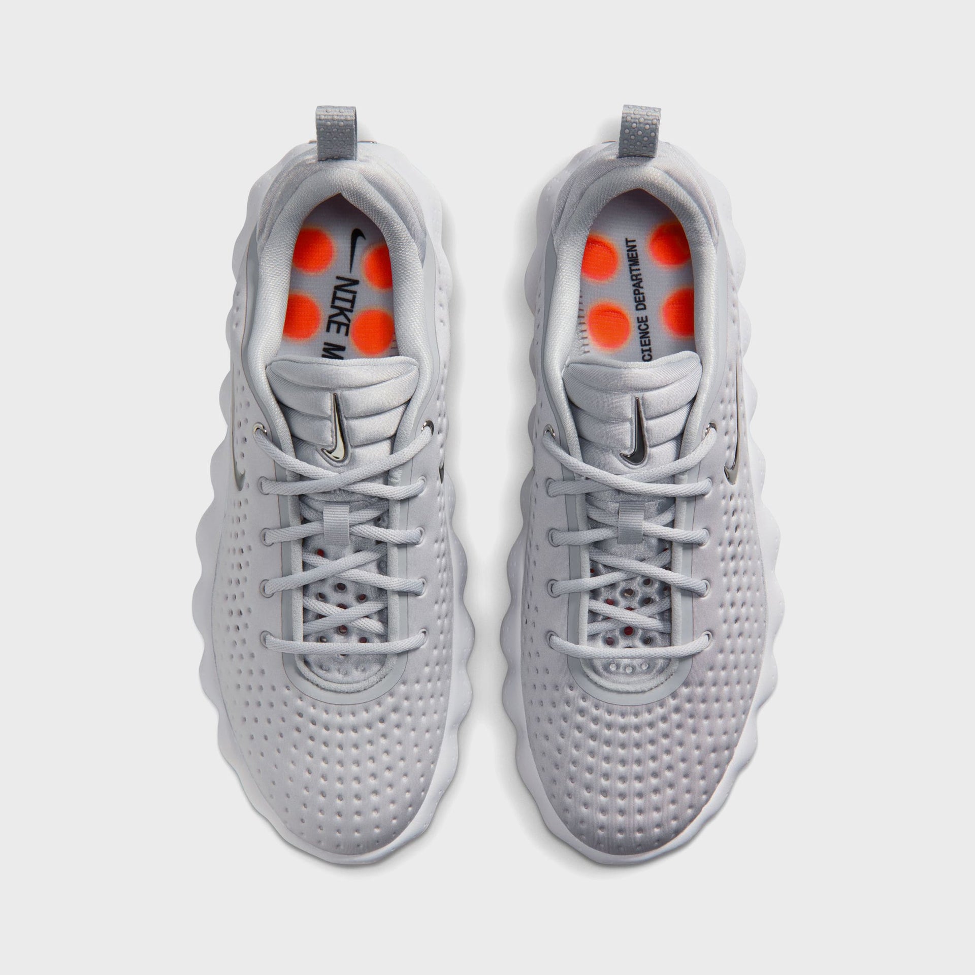 Nike Mind 002 - Light Smoke Grey / Photon Dust / Hyper Crimson / Chrome