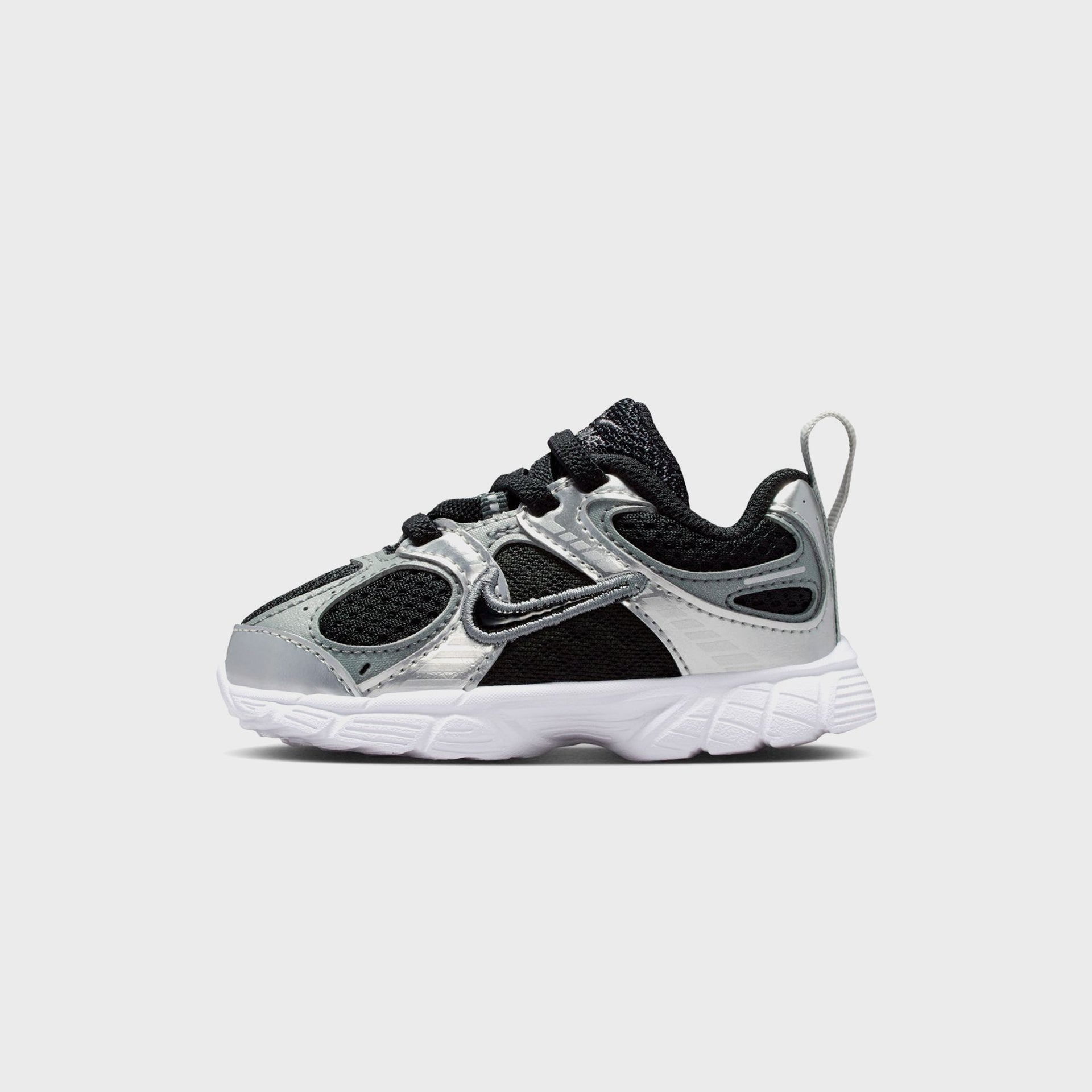 Nike TD V5 Rnr - White / Metallic Silver / Pure Platinum