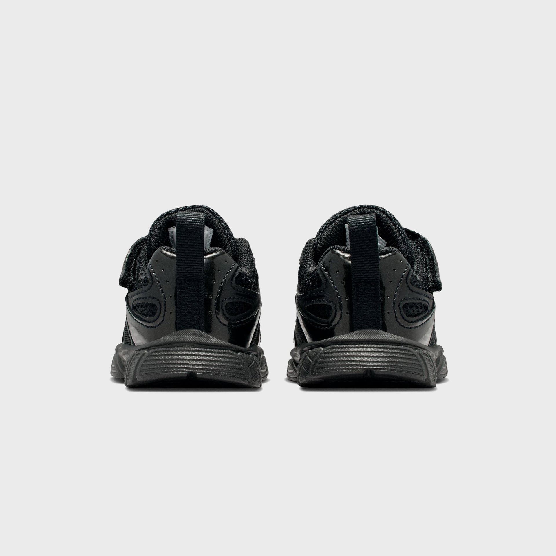 Nike TD V5 Rnr - Black / Black / Anthracite