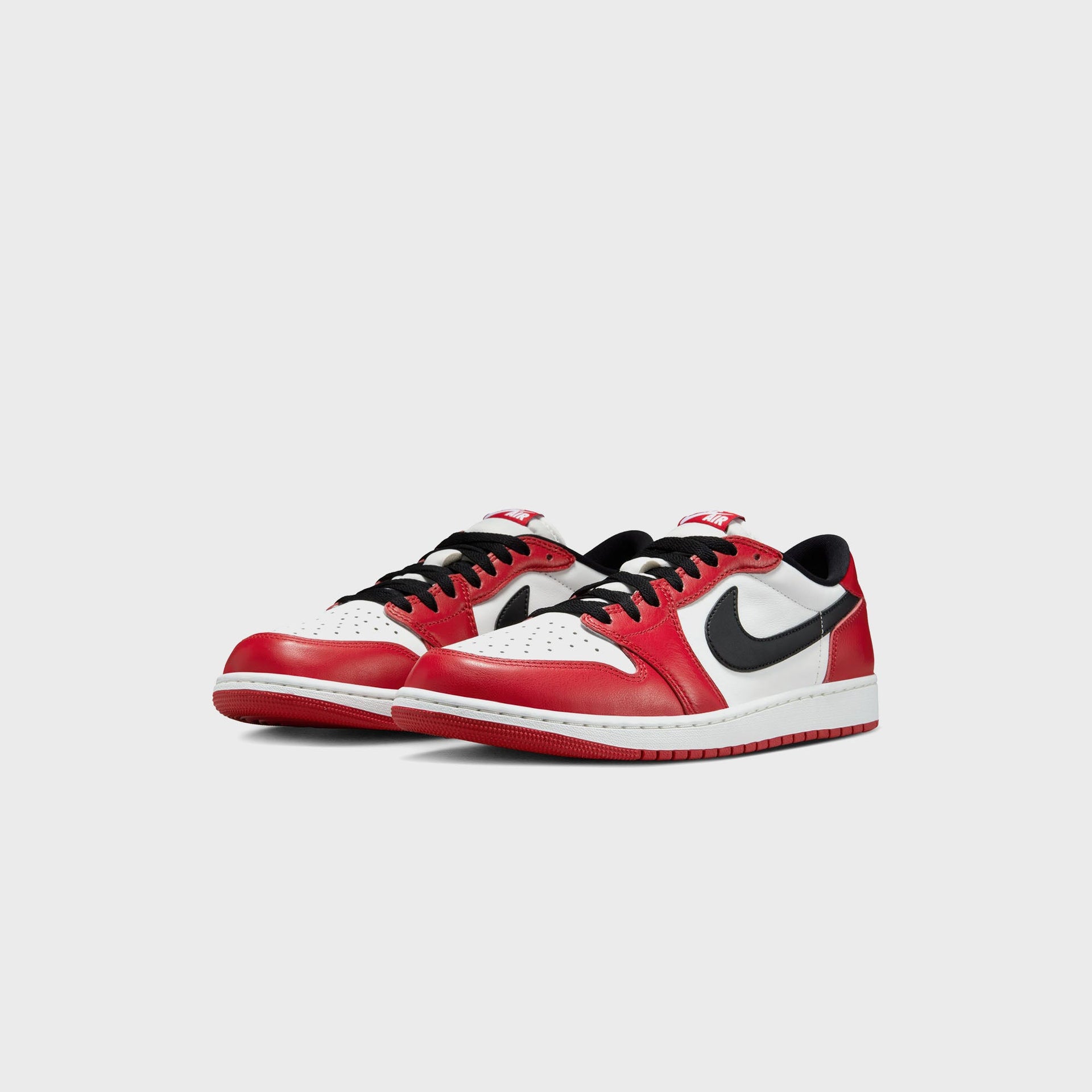 Jordan Air Jordan 1 Retro Low OG - Varsity Red / Black / Summit White