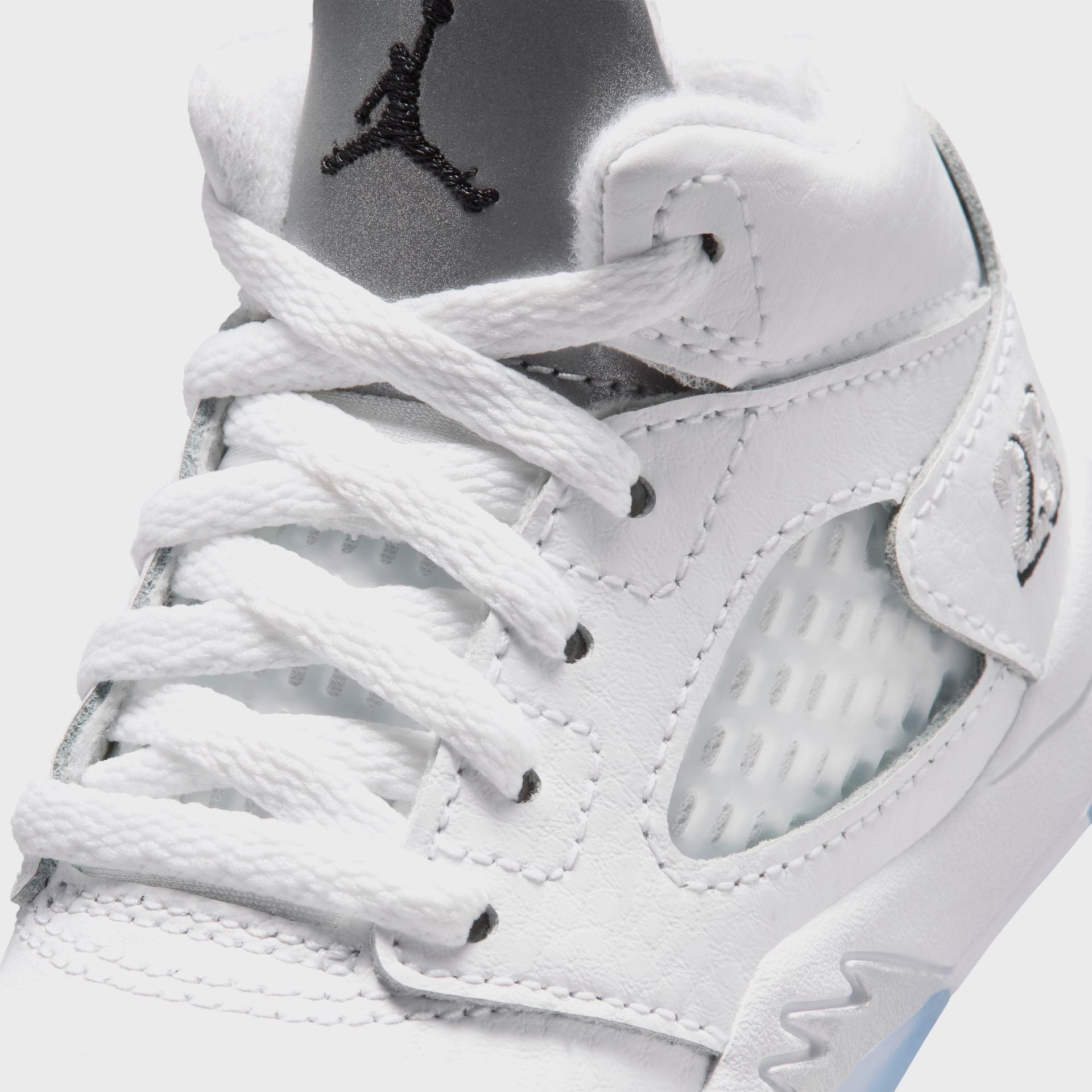 Jordan TD Jordan 5 Retro OG - White / Metallic Silver / Black