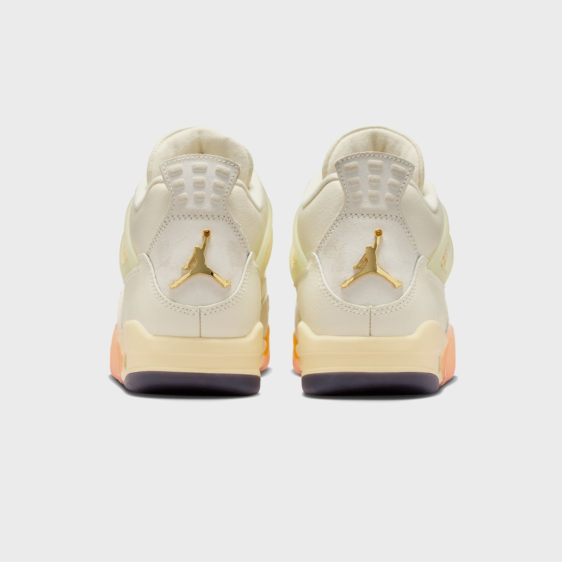 Jordan WMNS Air Jordan 4 - Retro Coconut Milk / Metallic Gold / Muslin / Bright Mango / Sundial / Black