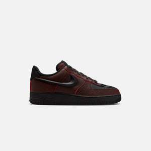 Nike Air Force 1 Low - Black / Crimson