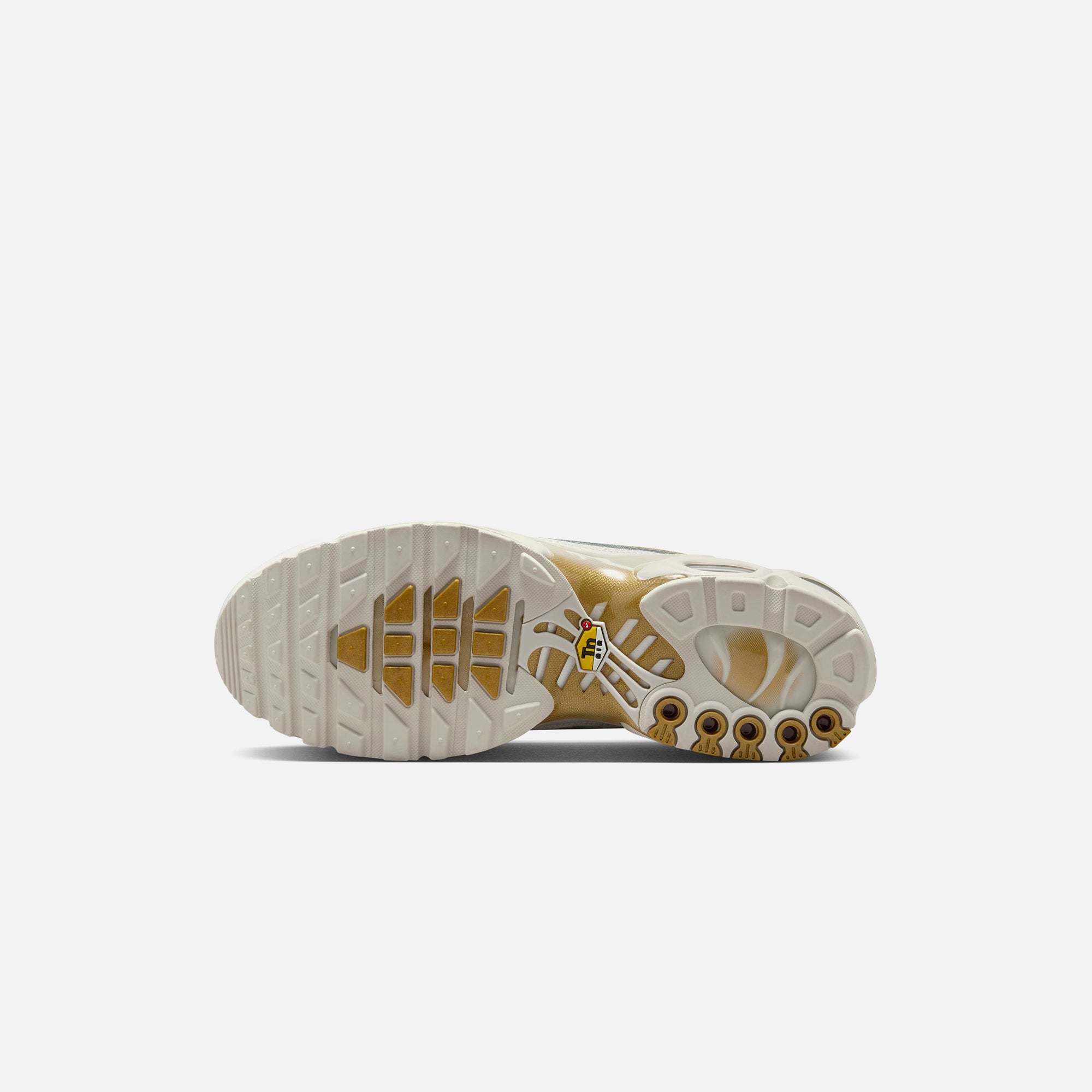 人気 ☆NIKE☆ AIR MAX PLUS TNPO PHANTOM AND LLIC GOLD Air Max Plus TNPO Phantom | Metallic Gold – Above The Clouds