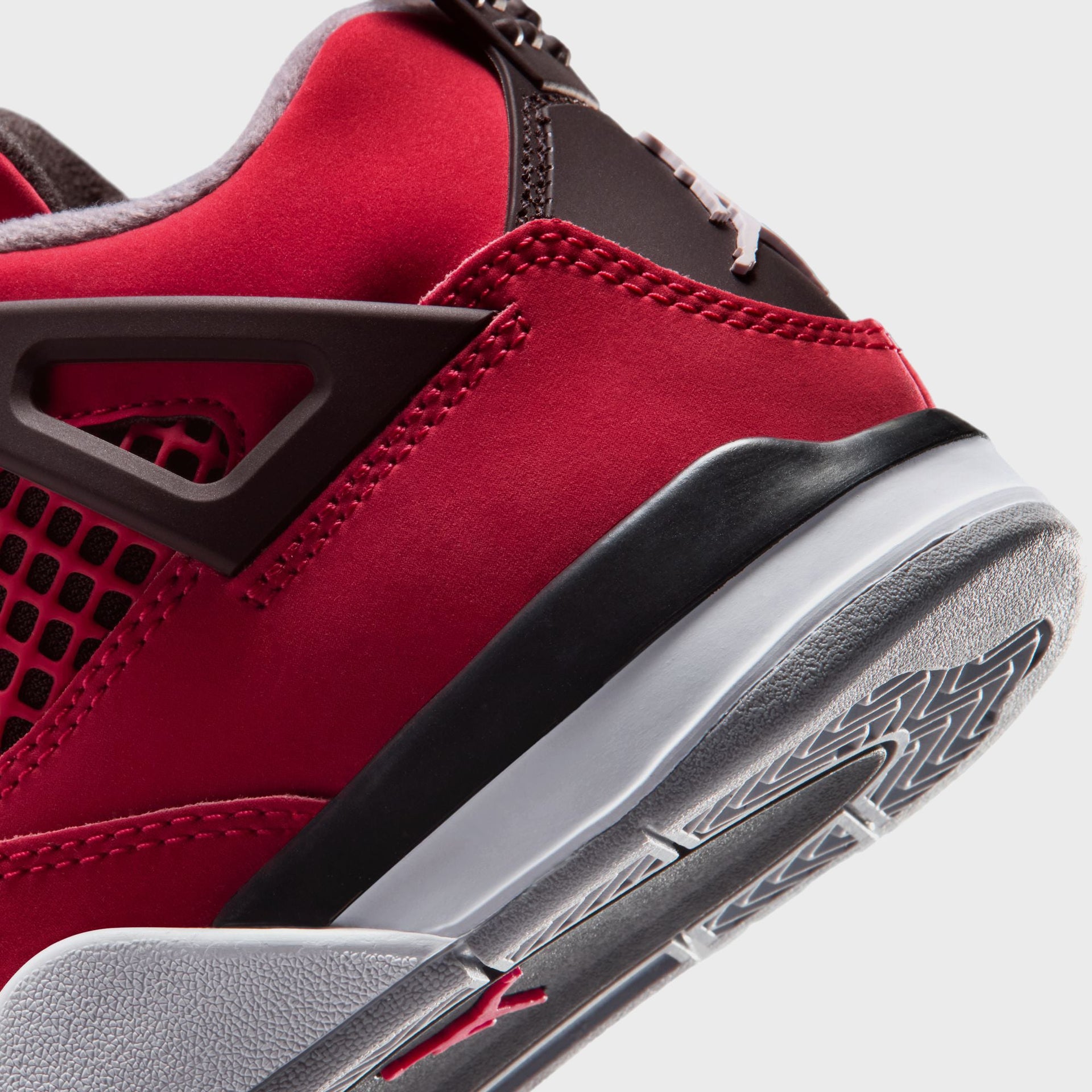 Jordan PS Jordan 4 - Fire Red / White / Black / Cement Grey