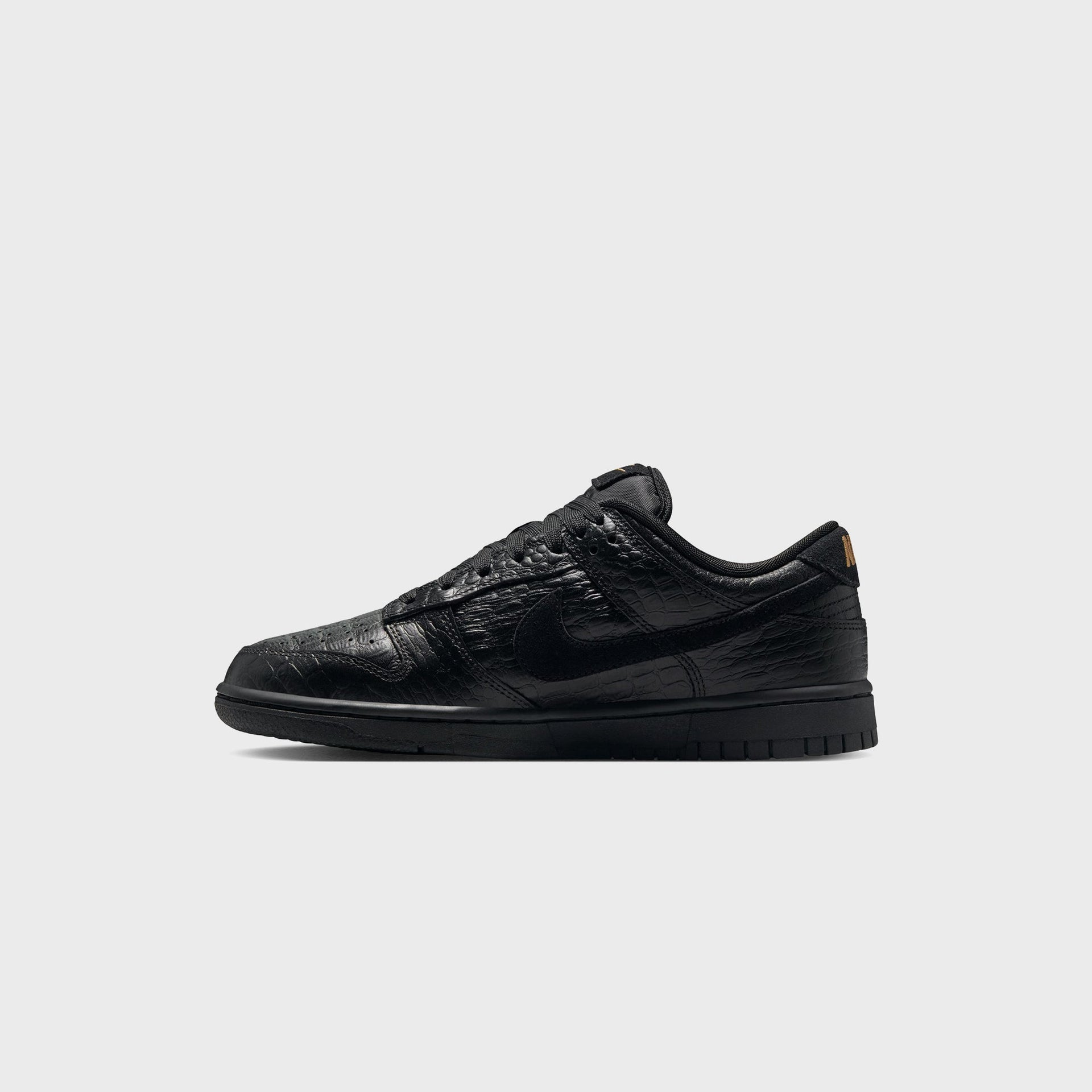 Nike WMNS Dunk Low - Black / Black / Metallic Gold / Off Noir
