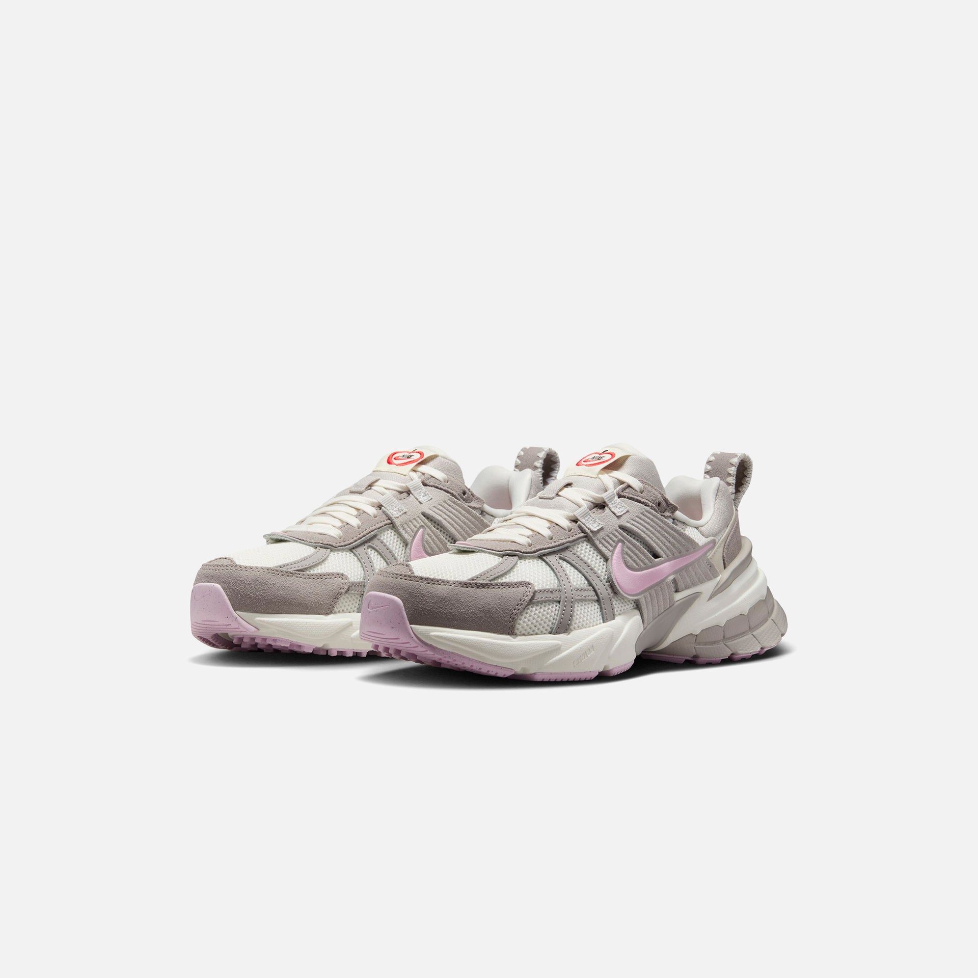 Nike WMNS V2K Run - Sail / Pink Foam / College Grey