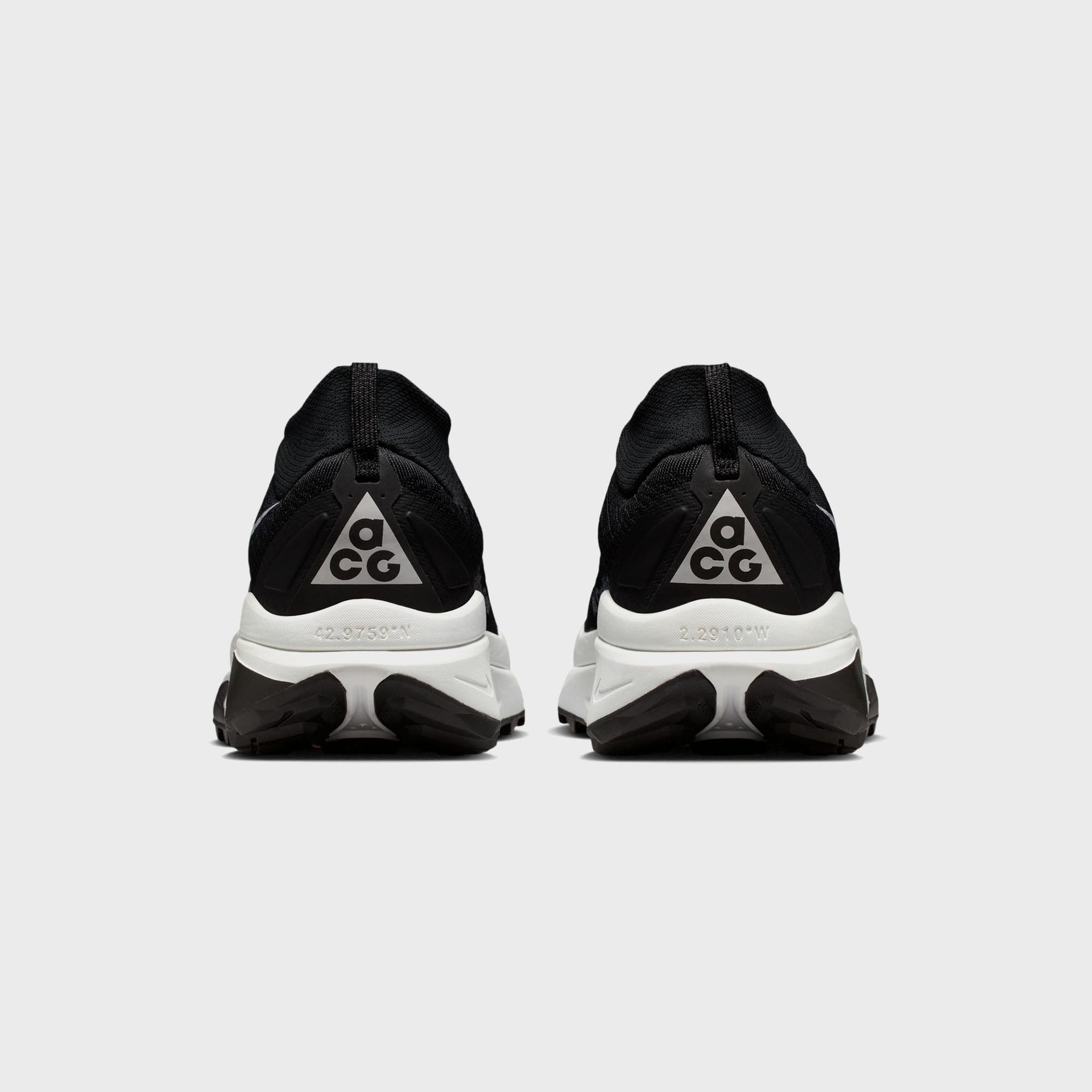 Nike ACG Zegama - Black / Safety Orange / Anthracite / Summit White