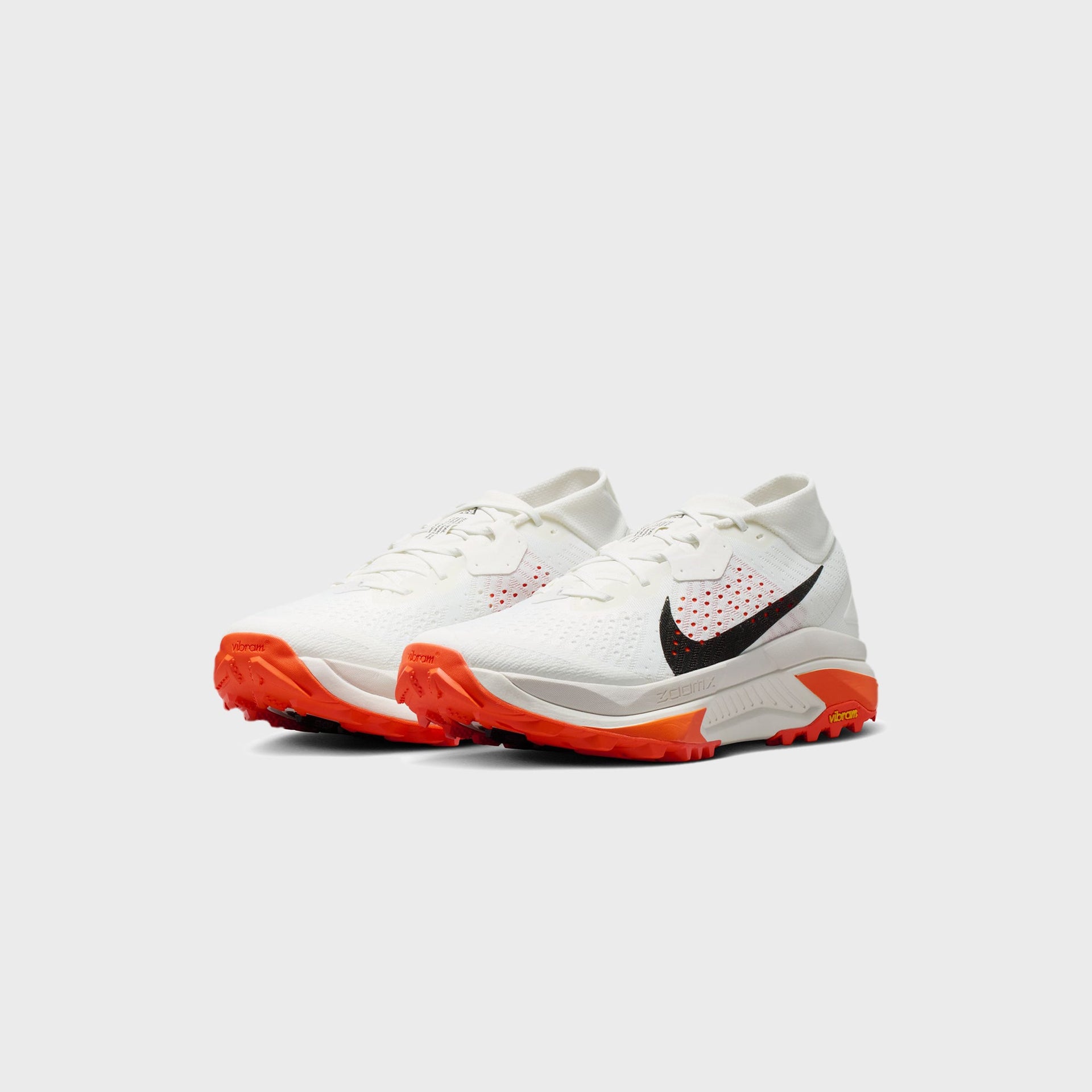 Nike ACG Zegama Trail - Summit White / Phantom / Safety Orange / Black
