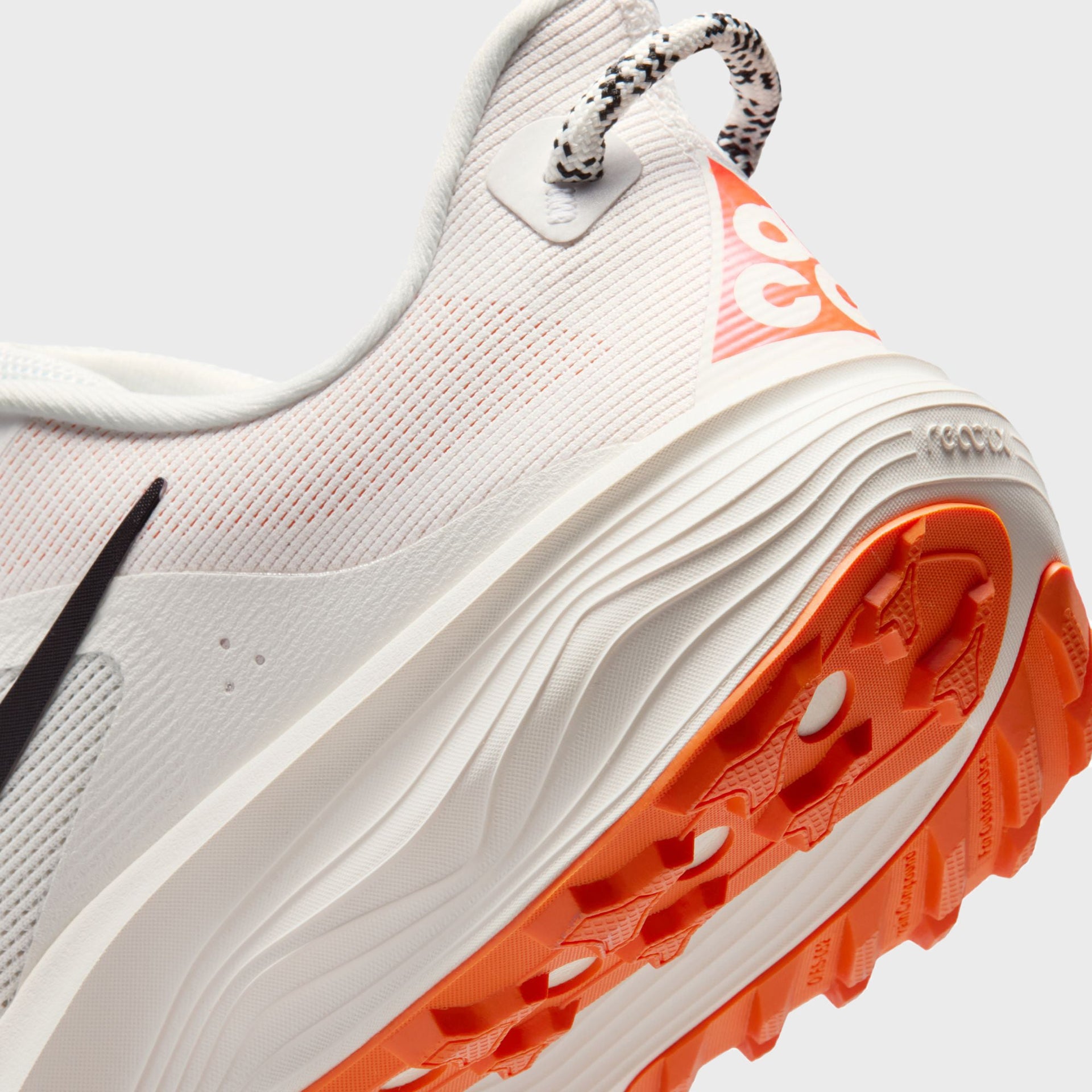 Nike ACG Pegasus Trail - Summit White / Phantom / Safety Orange / Black
