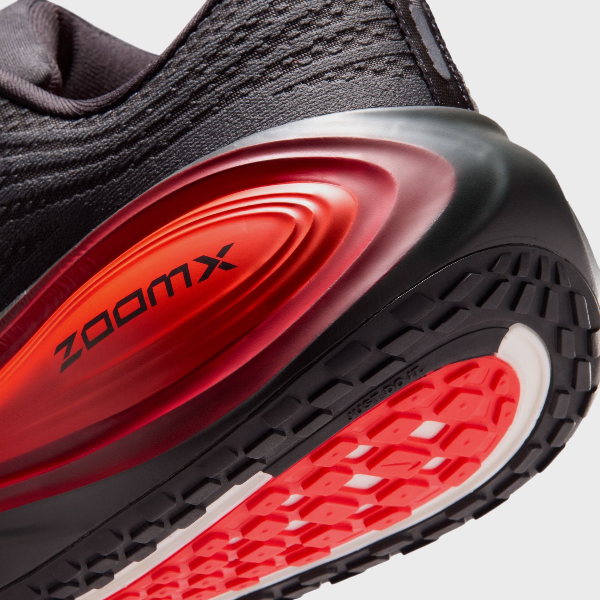 Nike Vomero Plus - Anthracite / Black / Bright Crimson / University Red