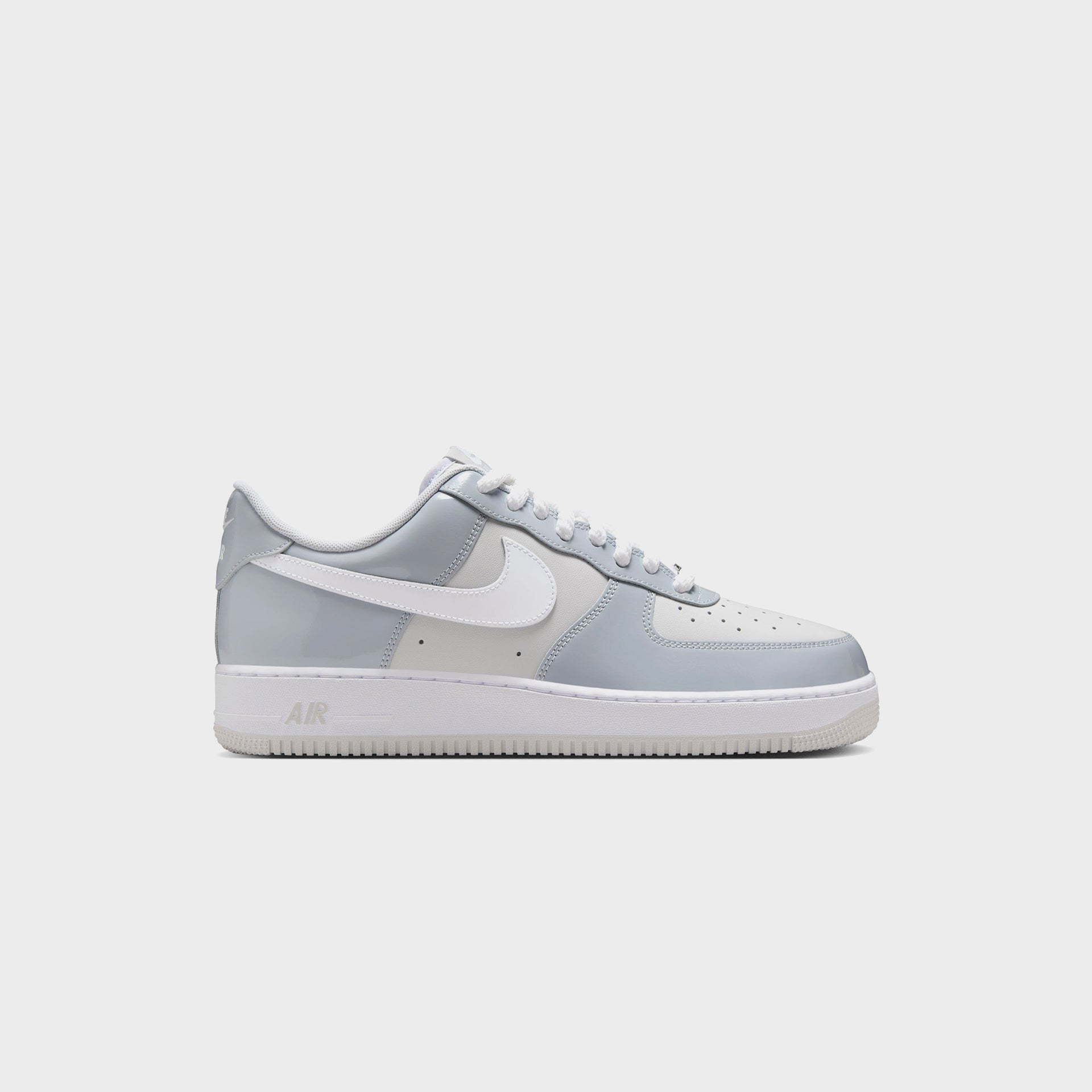 Nike Air Force 1 ’07 LV8 - Edge Wolf Grey / White / Vast Grey