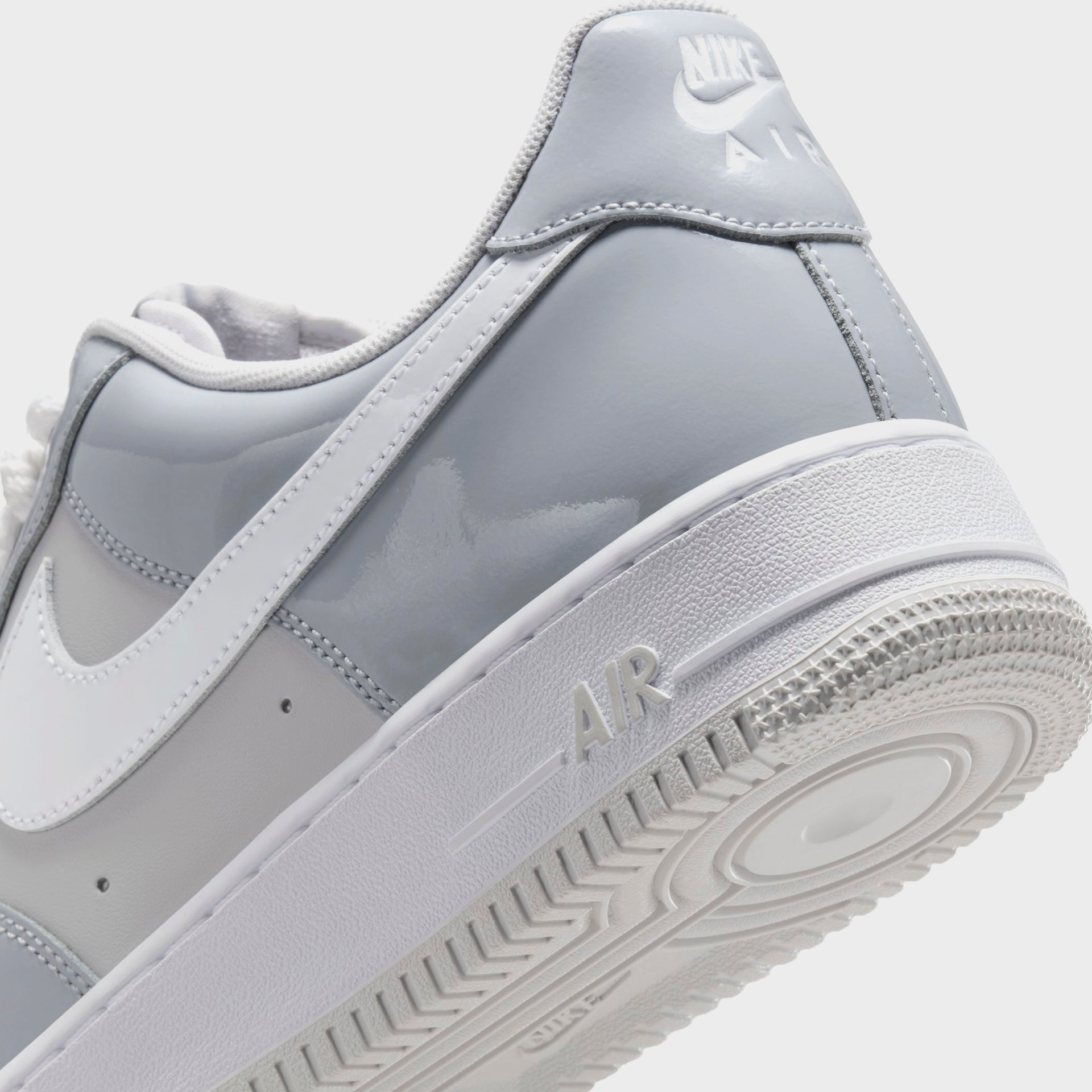 Nike Air Force 1 ’07 LV8 - Edge Wolf Grey / White / Vast Grey