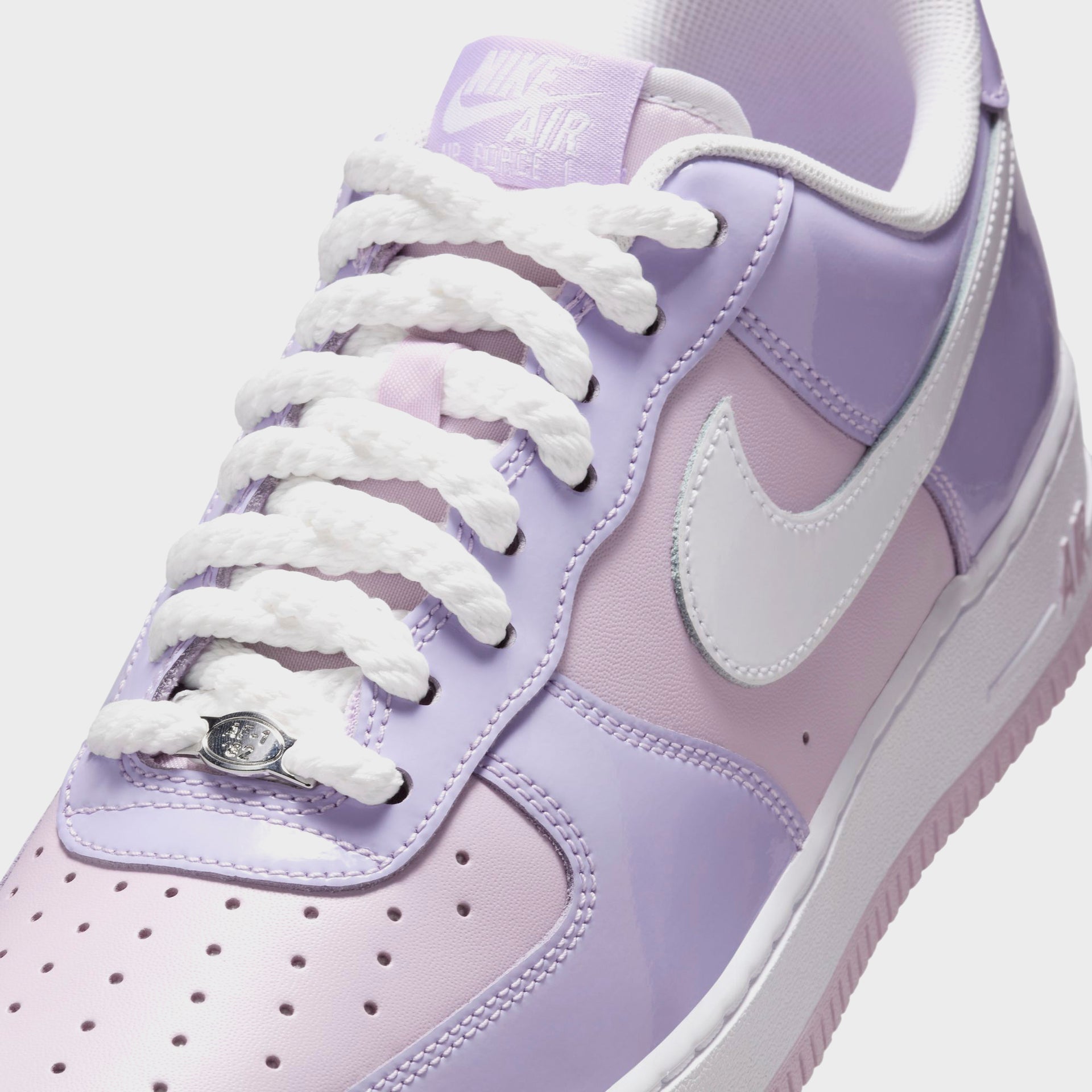 Nike Air Force 1 ’07 LV8 - Edge Hydrangeas / White / Doll