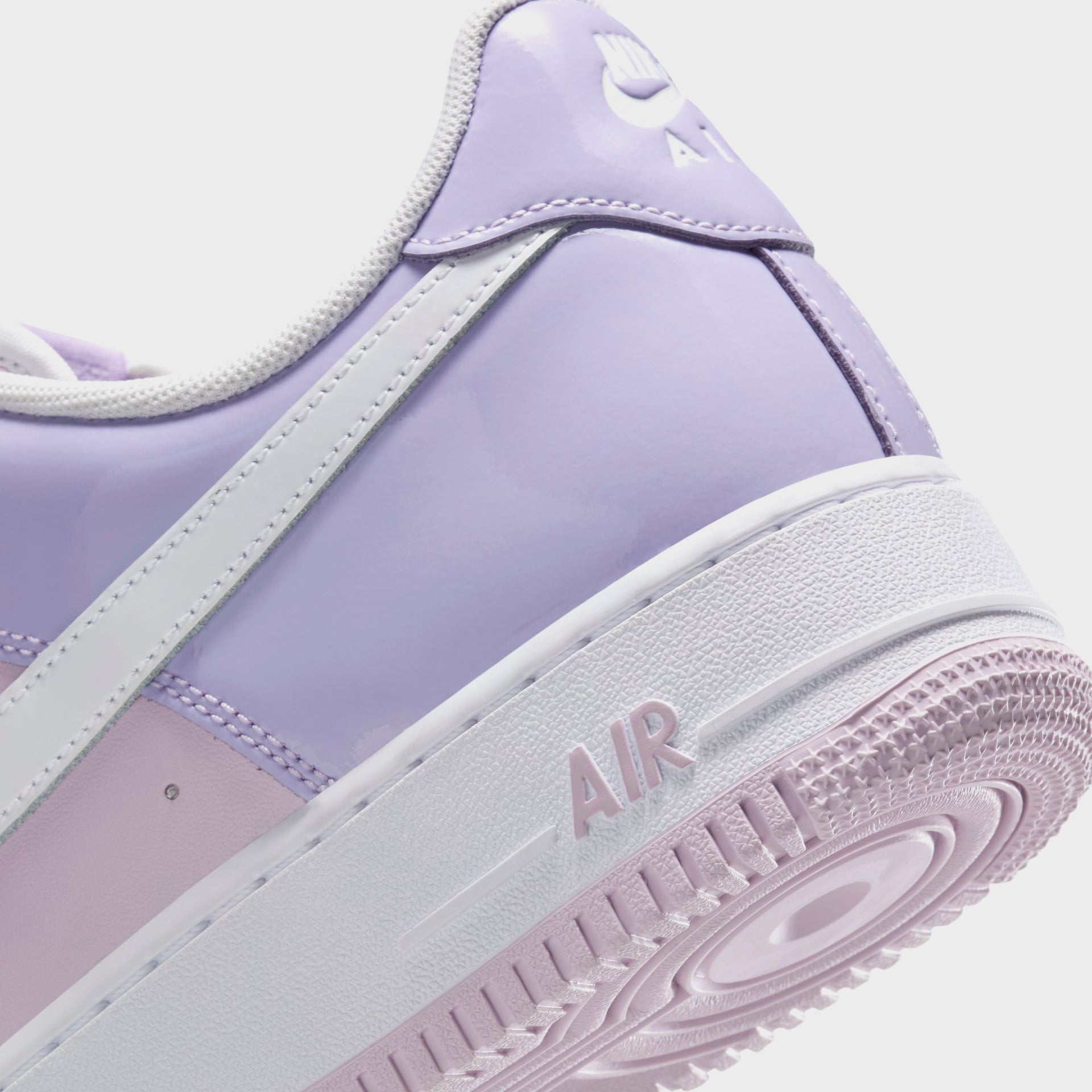 Nike Air Force 1 ’07 LV8 - Edge Hydrangeas / White / Doll