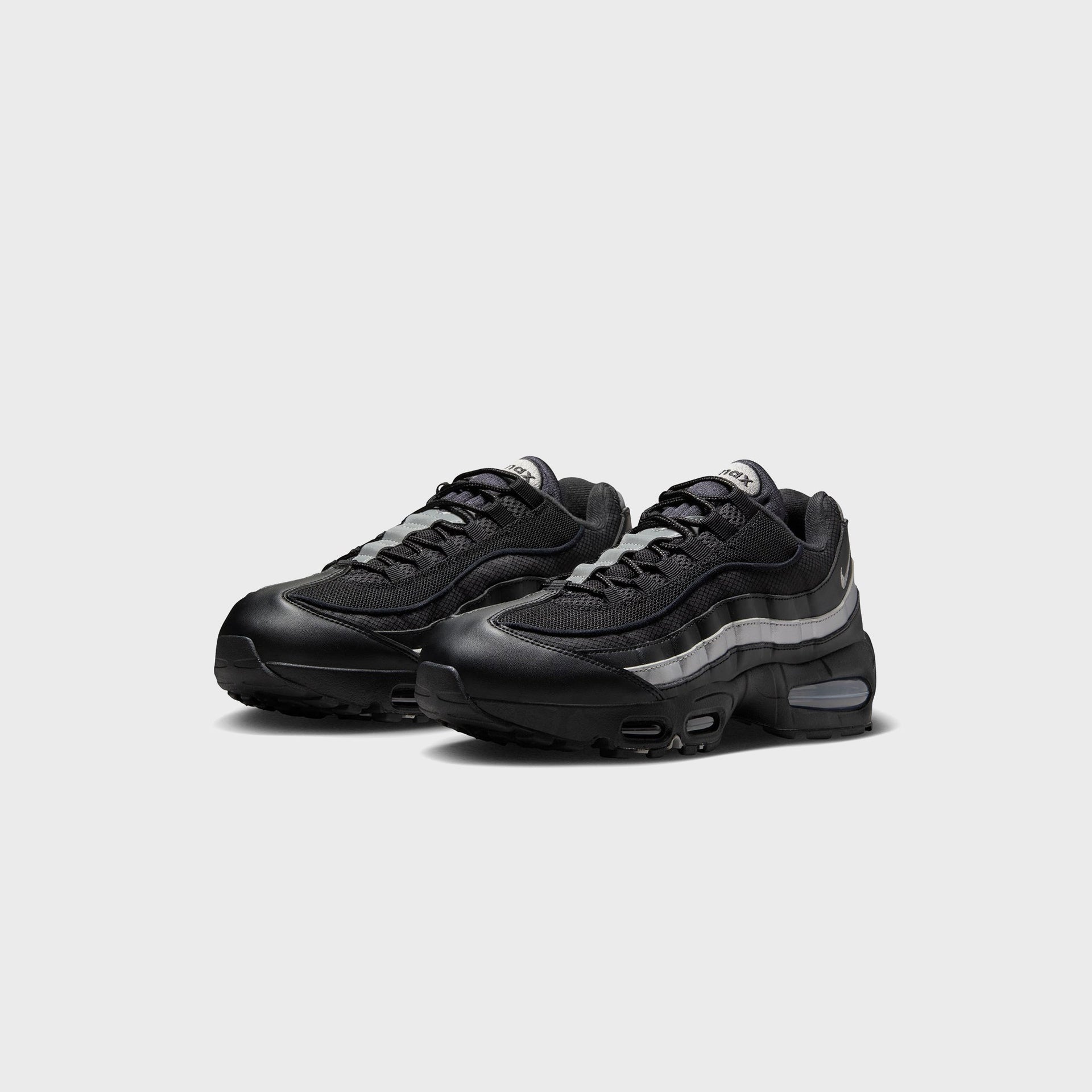 Nike Air Max 95 OG - Black / White / Metallic Silver