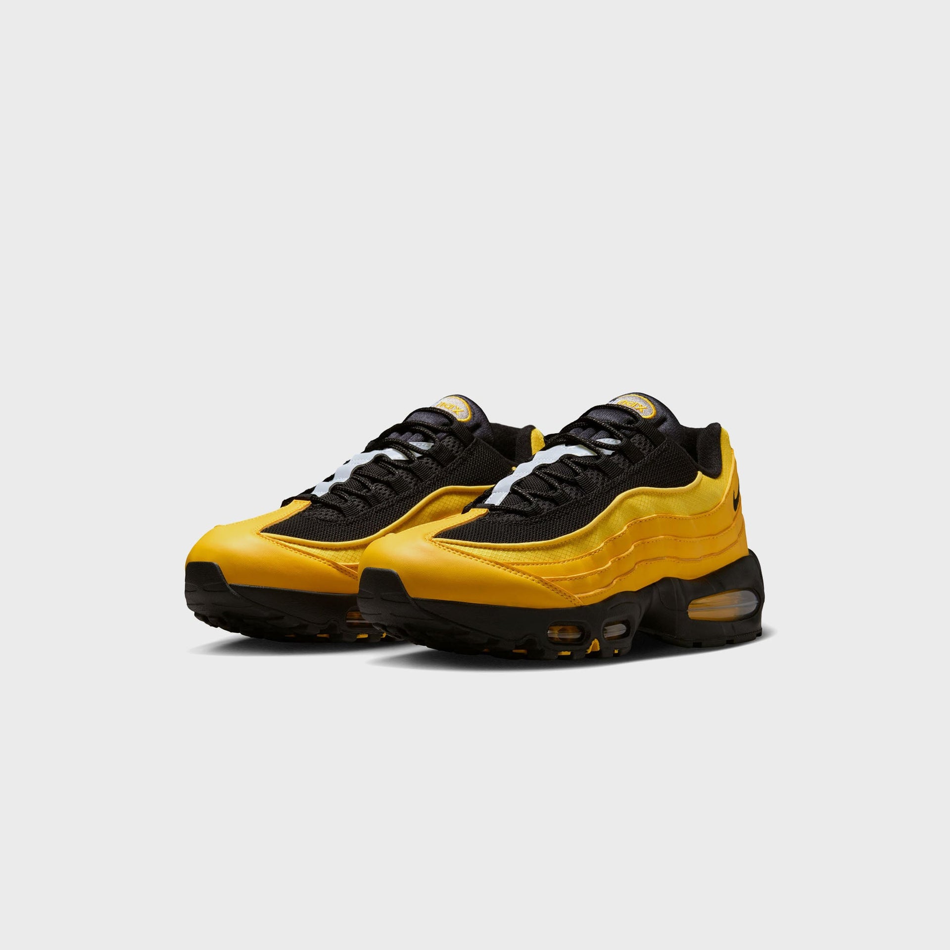 Nike Air Max 95 - Varsity Maize / Black / Metallic Silver / Black