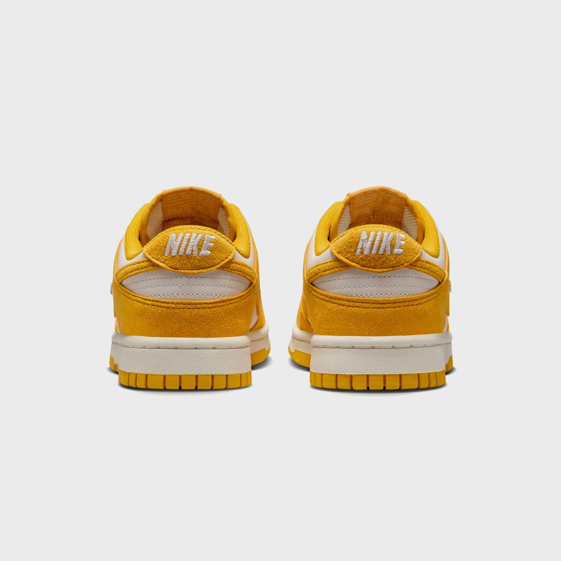 Nike WMNS Dunk Low - Pale Ivory / Dark Sulfur / Sail