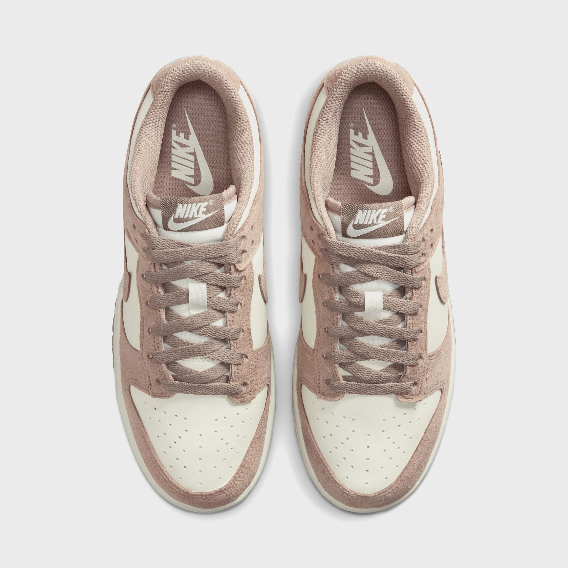 Nike WMNS Dunk Low - Sail / Metallic Gold