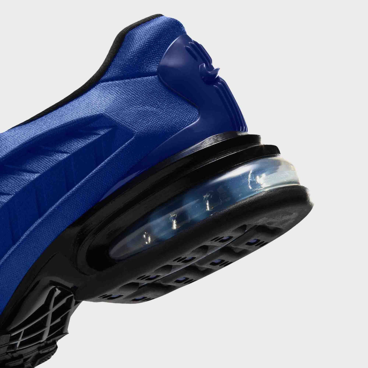 Nike WMNS Air Max Dolce - Old Royal / Black-Old Royal