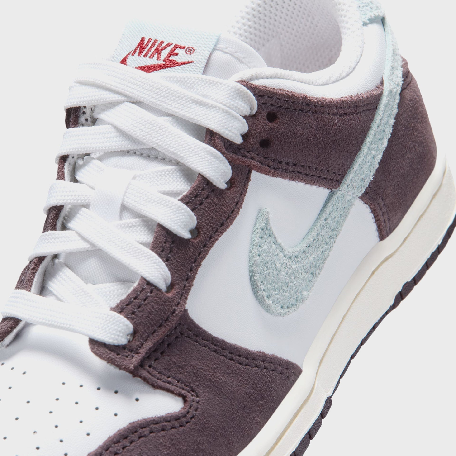 Nike PS Dunk Low SE - White / Glacier Blue / Burgundy Ash
