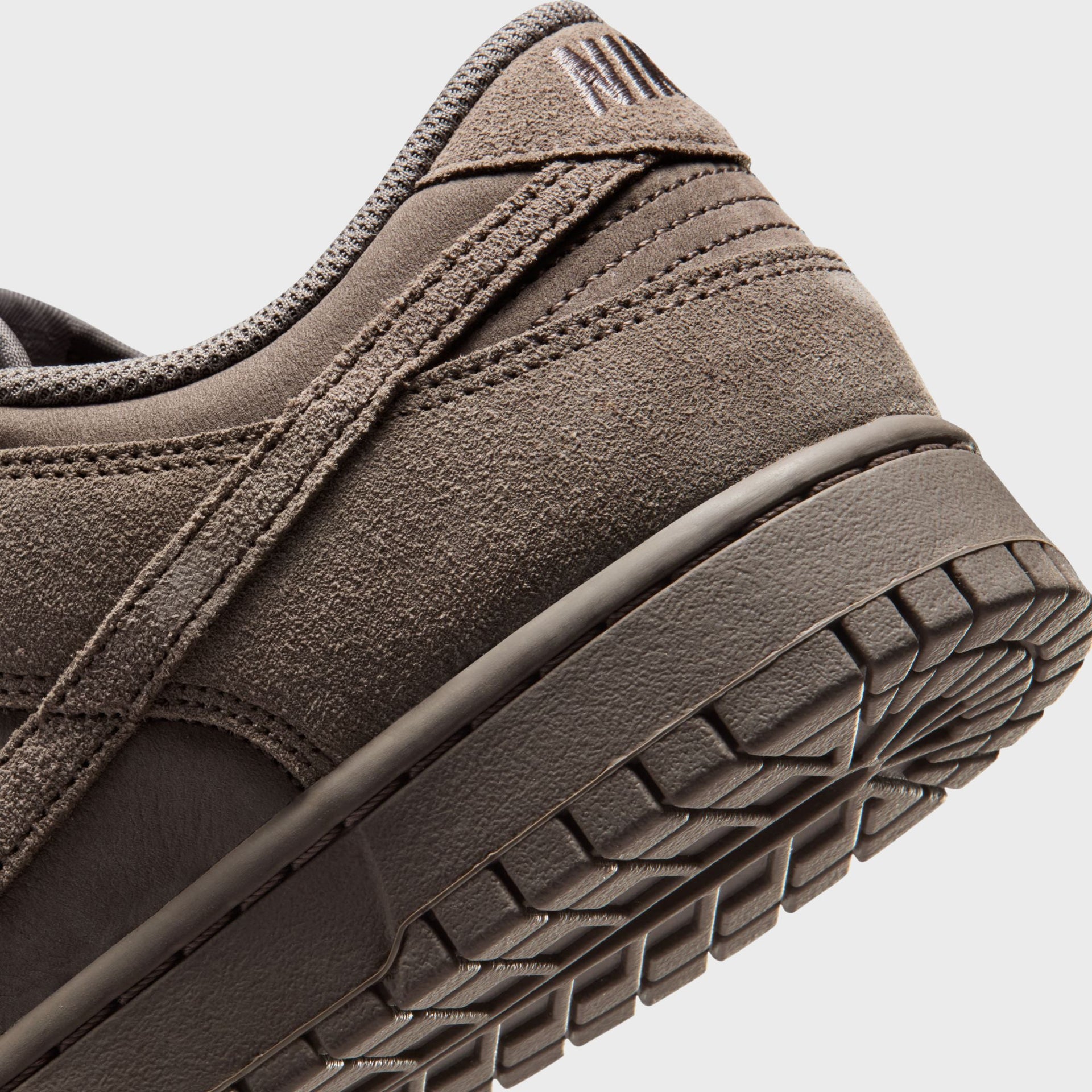 Nike Dunk Low Retro SE - Cave Stone / Cave Stone / Cave Stone