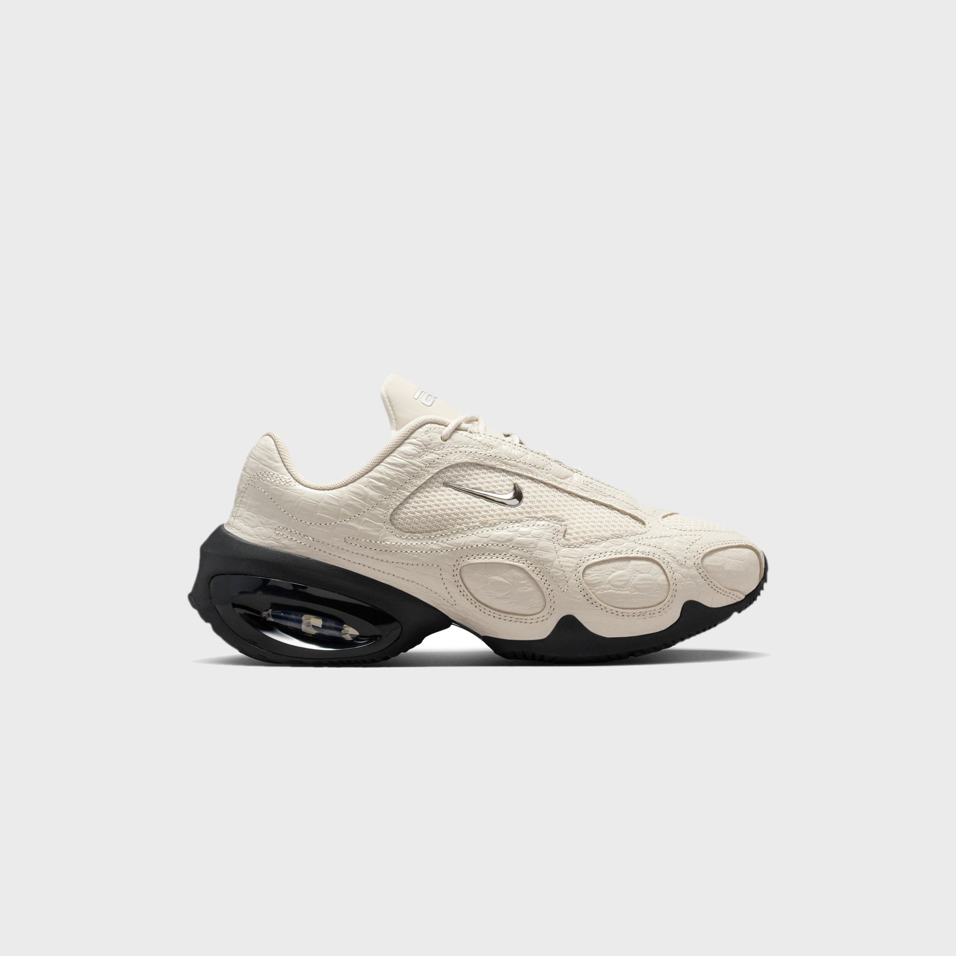 Nike WMNS Air Max Muse SE - Light Orewood Brown / Metallic Silver / Black