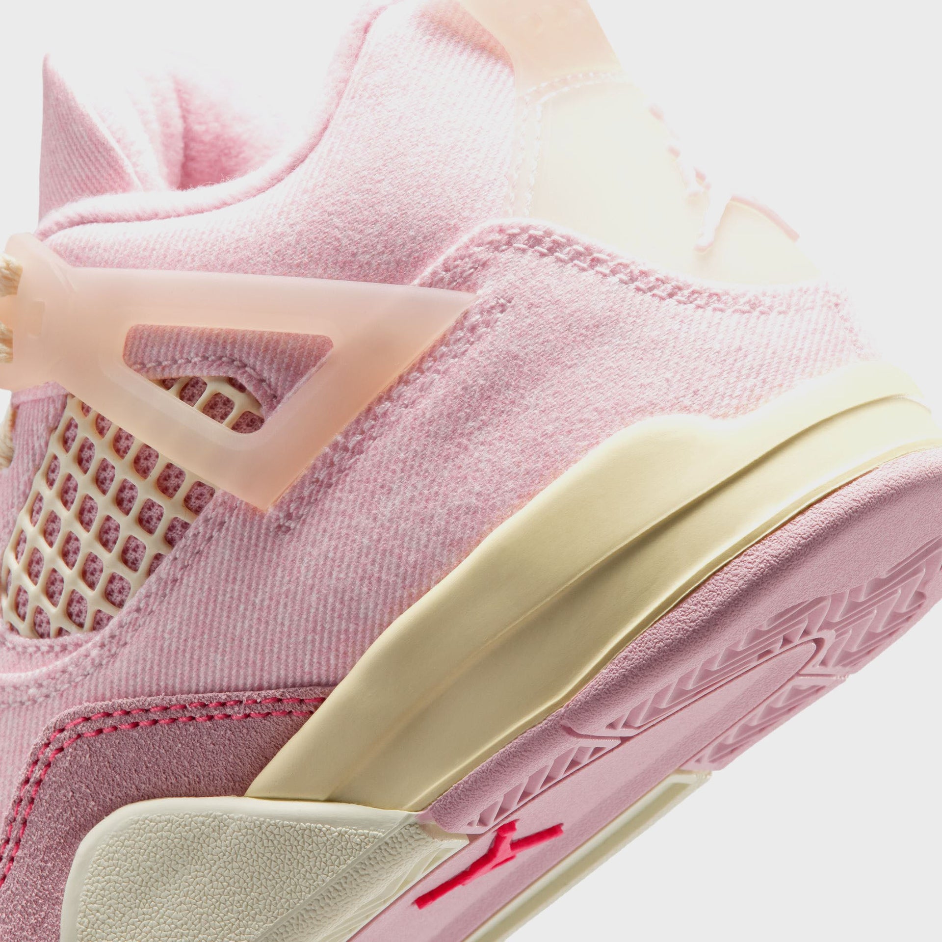 Jordan PS Air Jordan Retro 4 - Pearl Pink / Iced Carmine / Coconut Milk