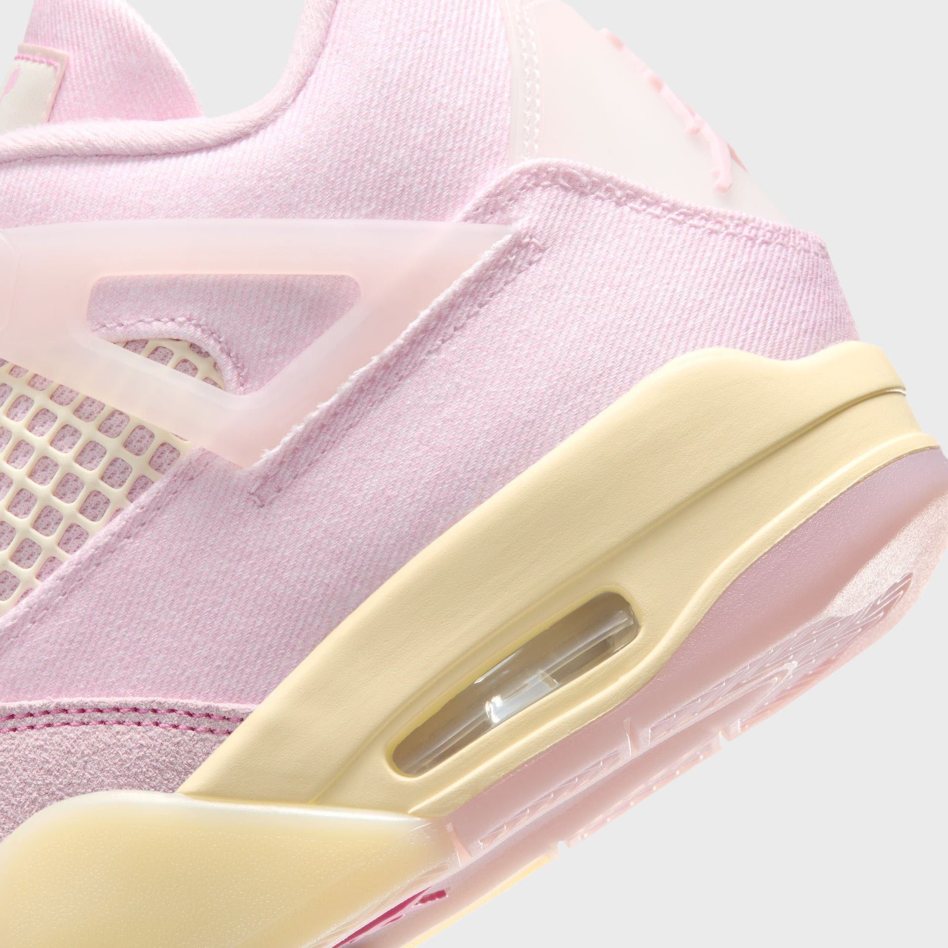 Jordan WMNS Air Jordan 4 - Pearl Pink / Iced Carmine / Coconut Milk
