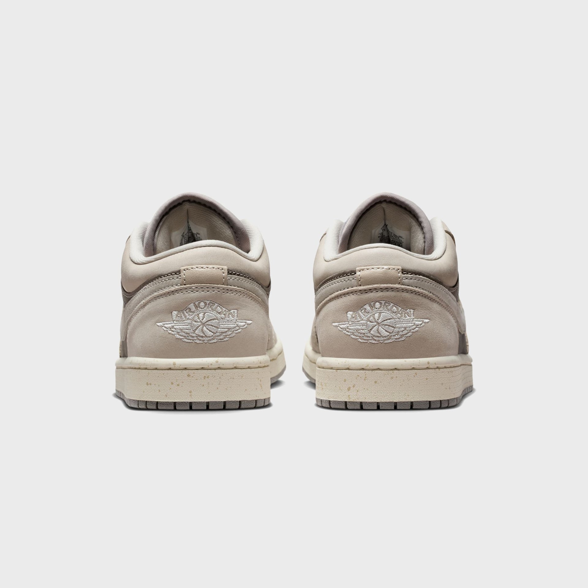 Jordan WMNS Air Jordan 1 Low SE - Enigma Stone / Pale Ivory / Hemp / Oatmeal
