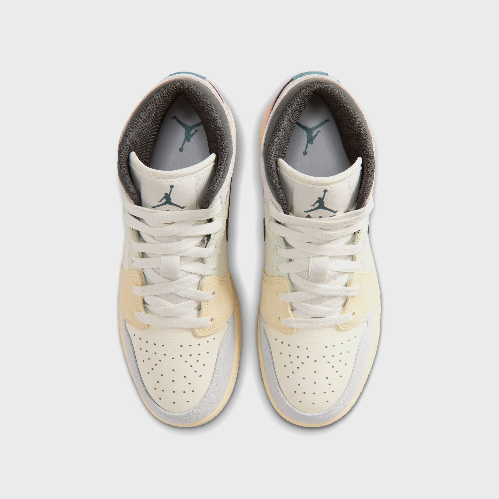 Jordan GS Air Jordan 1 Mid SE - Sail / Iced Jade / Anthracite / Jade Aura