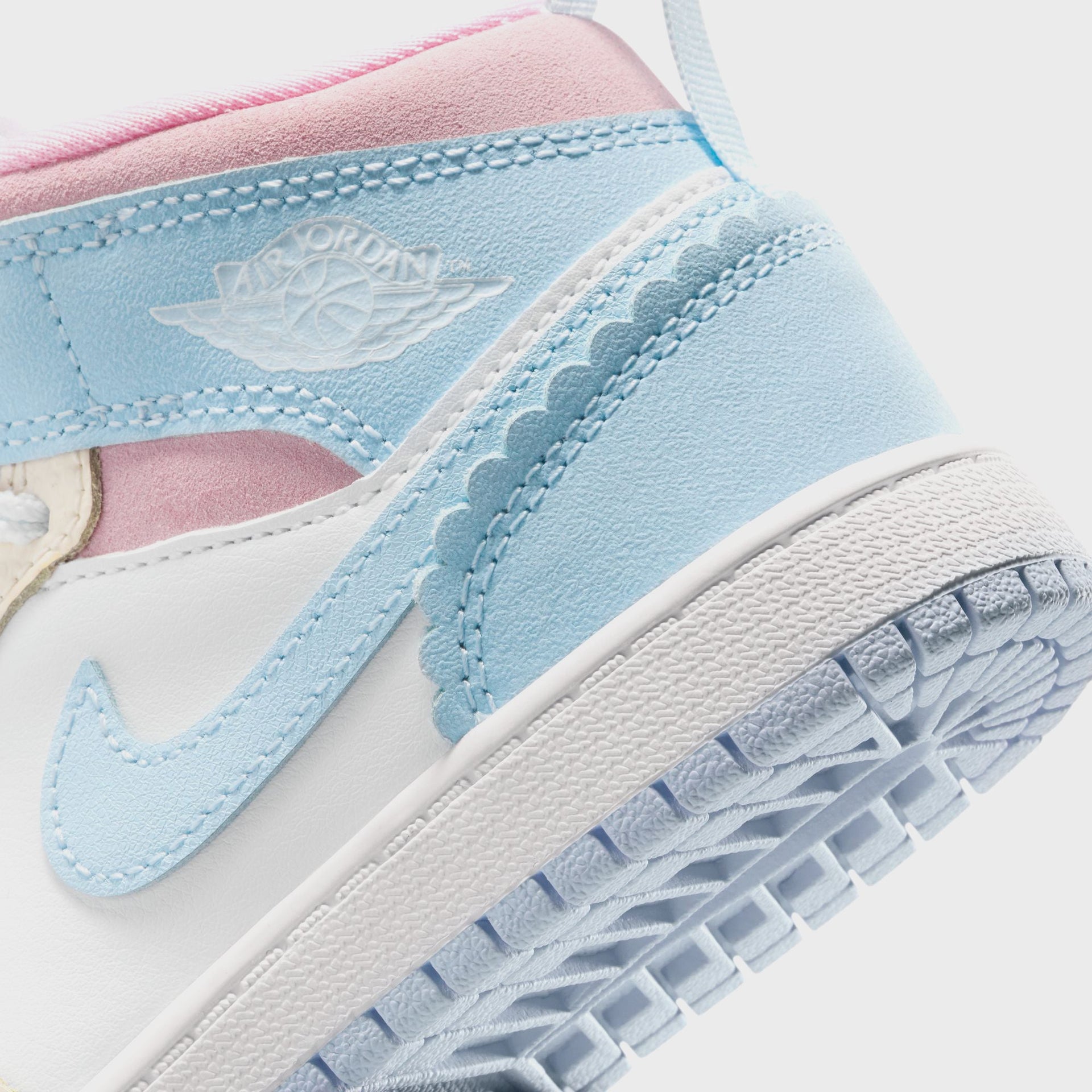 Jordan PS Jordan 1 Mid SE - Half Blue / Pale Ivory / White
