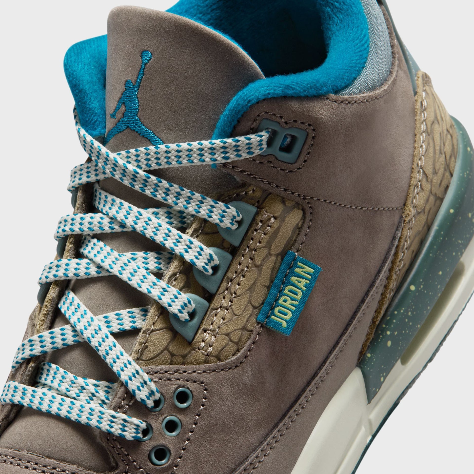 Jordan GS Air Jordan 3 Retro - Olive Grey / Green Abyss / Khaki / Sea Glass