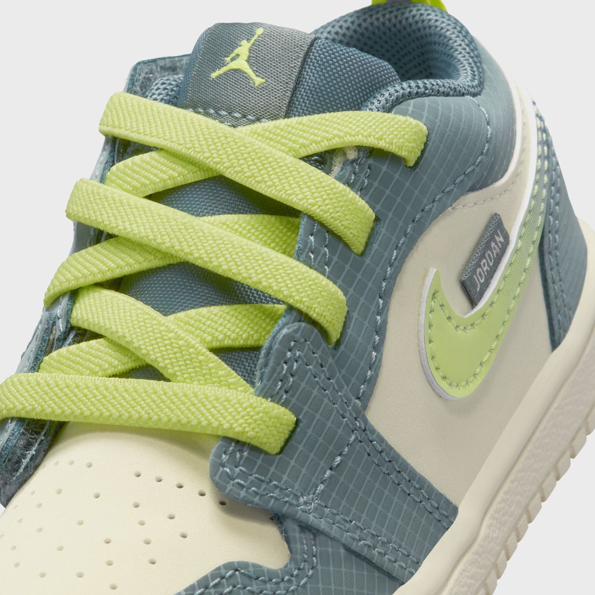Jordan TD Air Jordan 1 Low SE - Sea Glass / Hasta / Gum Medium Brown / Light Lemon Twist