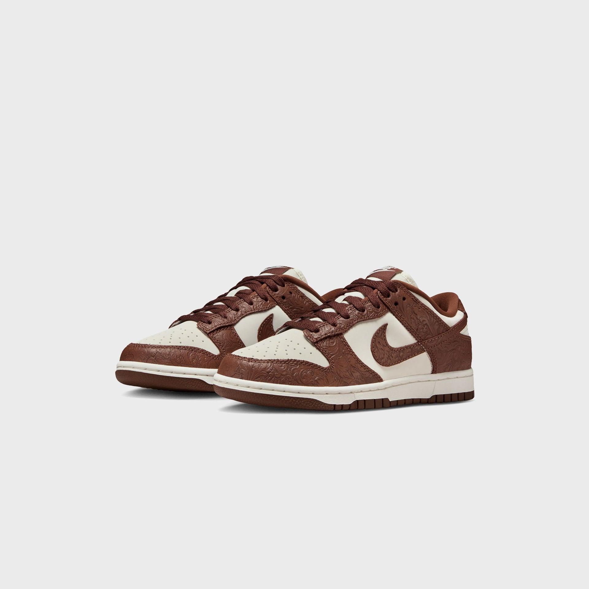 Nike WMNS Dunk Low - Sail / Fauna Brown / Metallic Gold