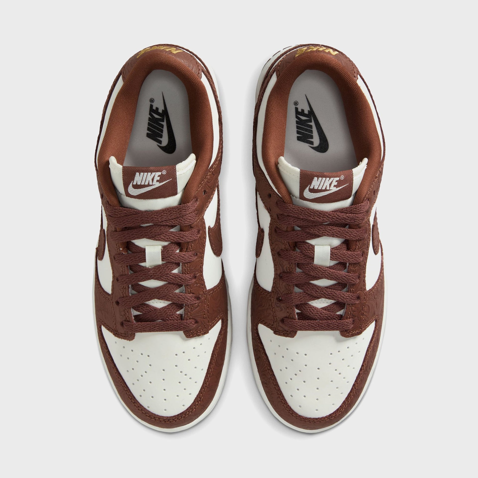 Nike WMNS Dunk Low - Sail / Fauna Brown / Metallic Gold