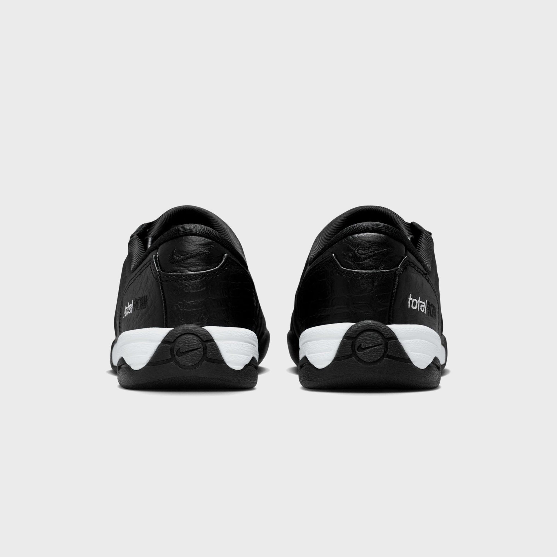 Nike WMNS Total 90 - Black / Black / White