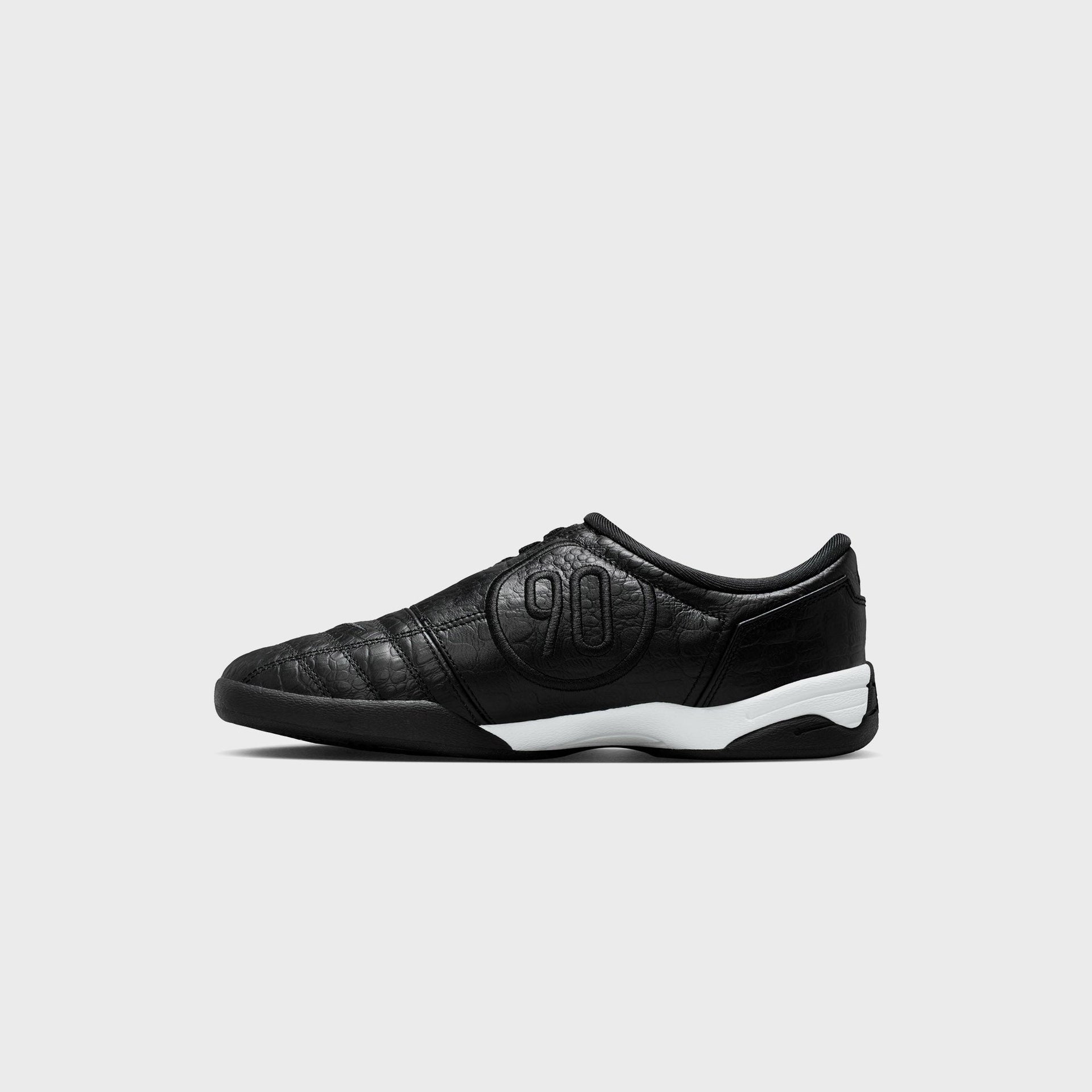 Nike WMNS Total 90 - Black / Black / White
