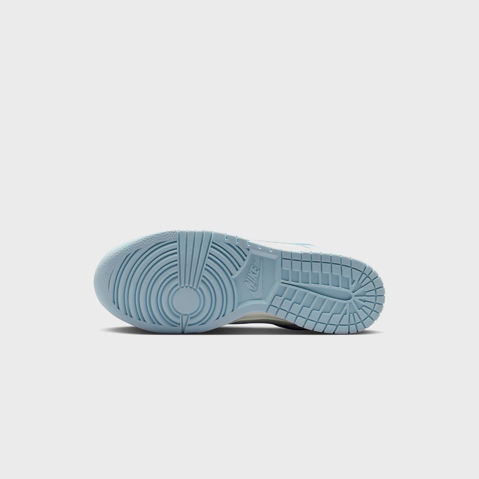 Nike WMNS Dunk Low SE - Sail / Work Blue / Hydrogen Blue