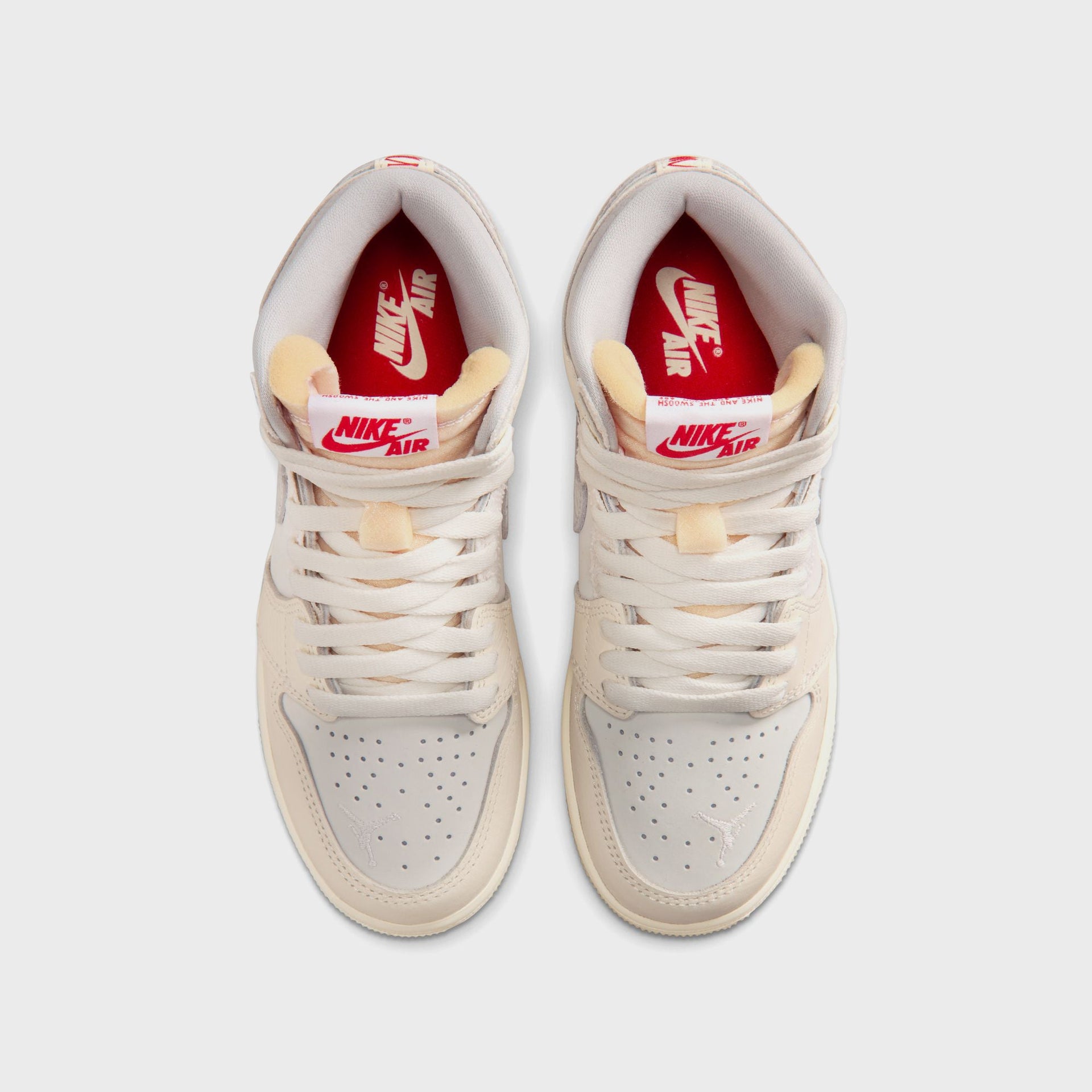 Jordan GS Air Jordan 1 Retro High OG - Sail / University Red / Pale Ivory / Coconut Milk / Phantom