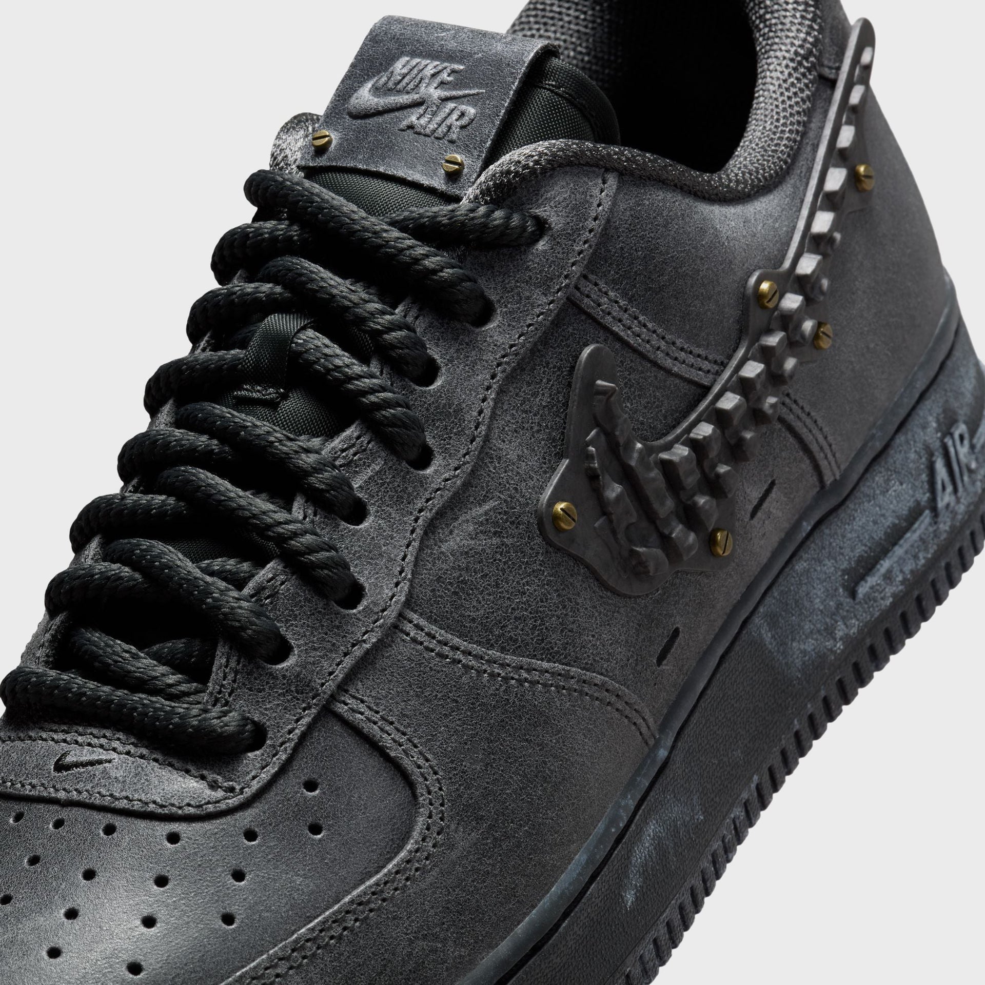 Nike Air Force 1 '07 LV8 - Medium Ash / Anthracite / Black