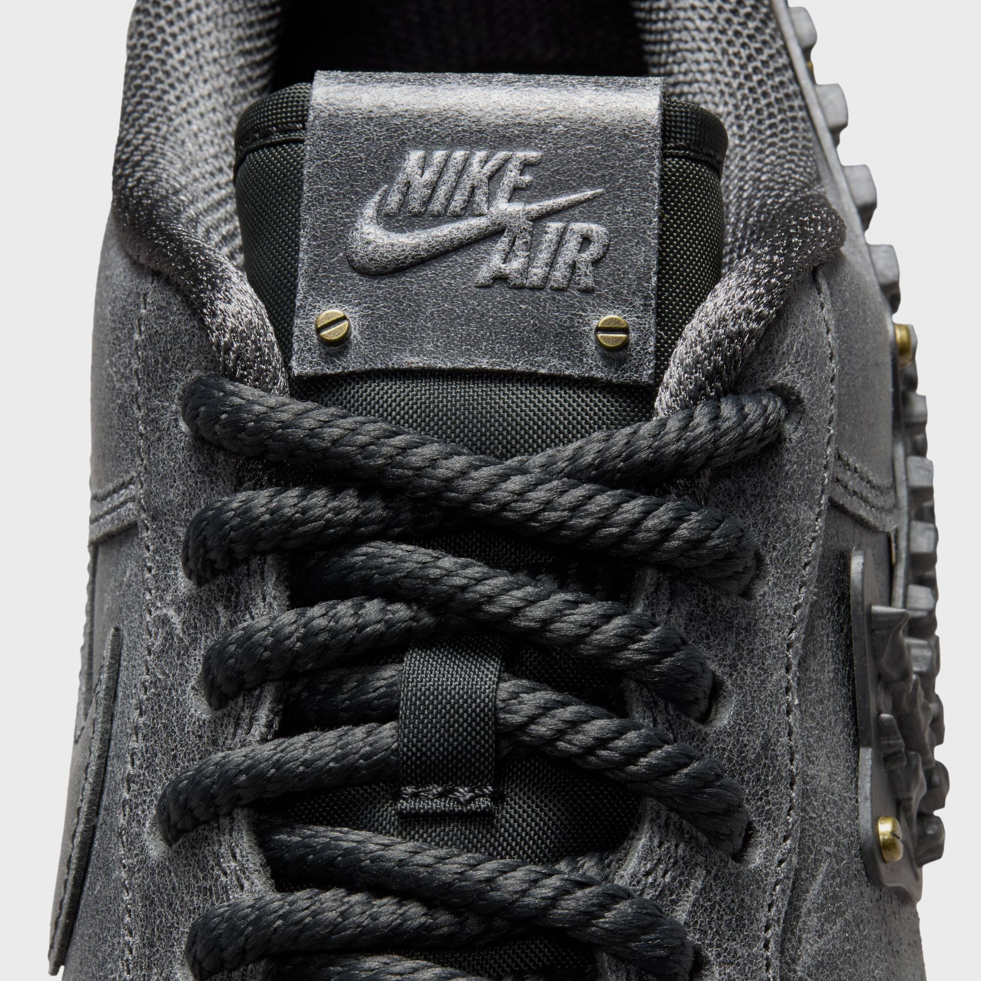 Nike Air Force 1 '07 LV8 - Medium Ash / Anthracite / Black