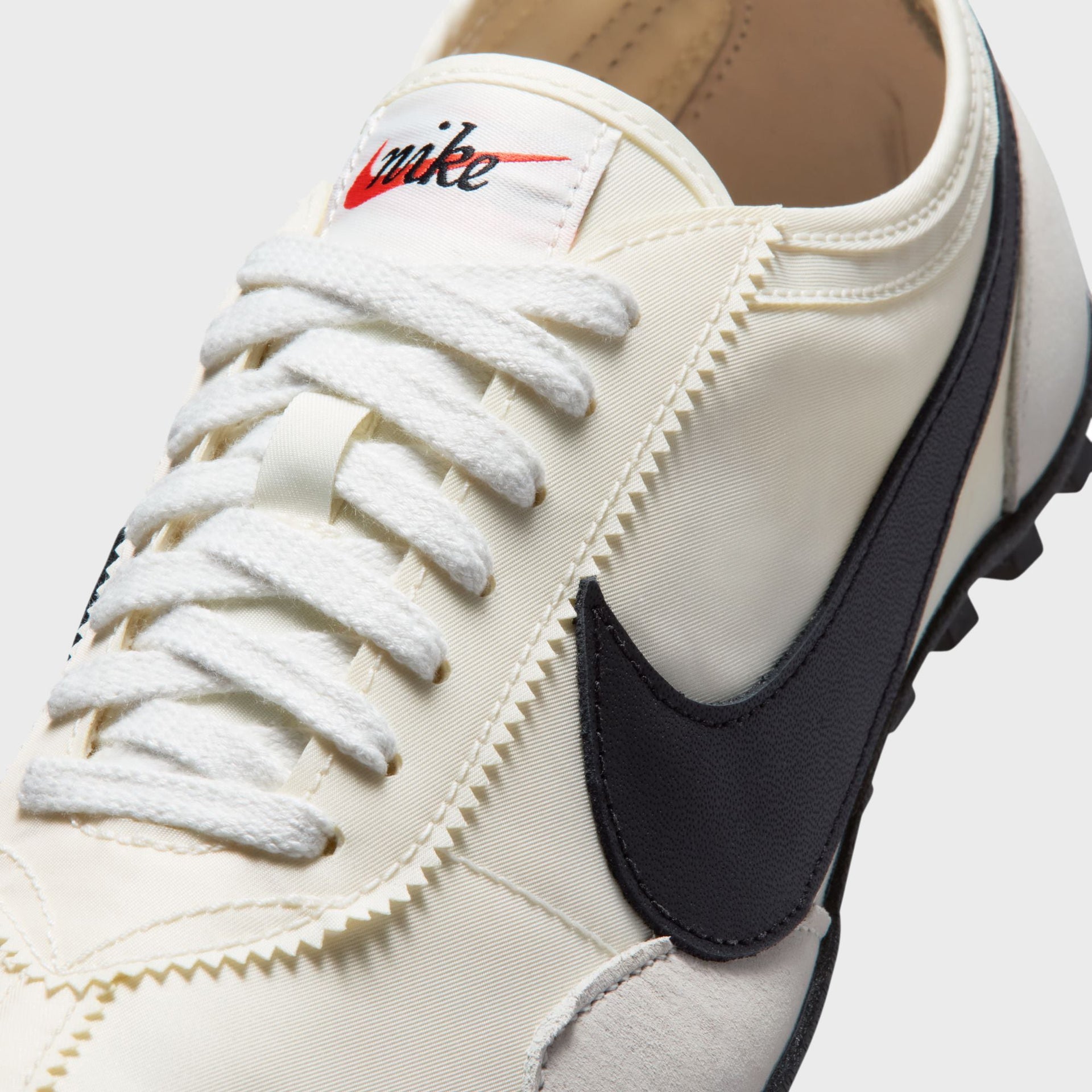 Nike WMNS Moon Shoe - Soft Pearl / Black
