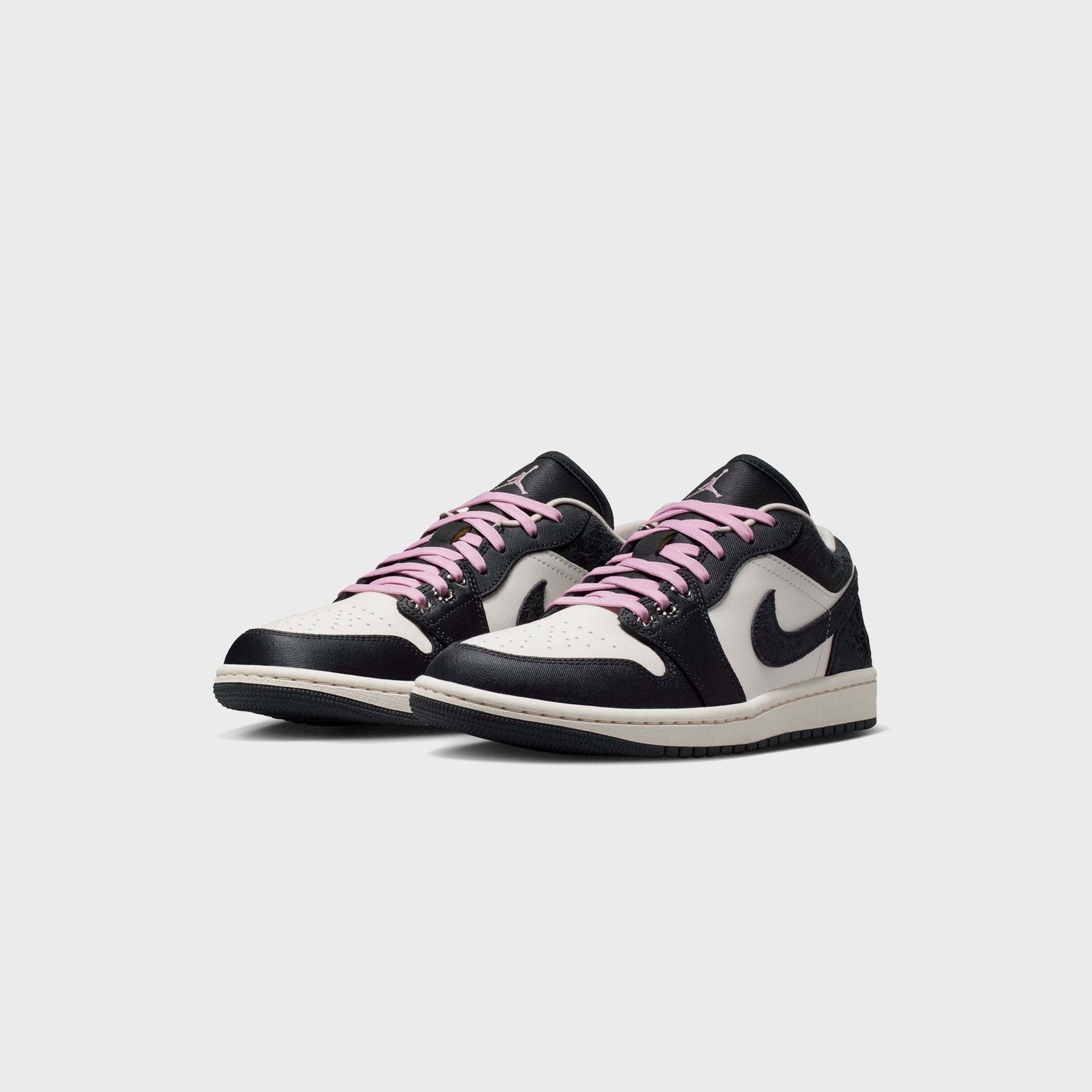 Jordan WMNS Air Jordan 1 Low SE - Anthracite / Sail / Coconut Milk / Iced Carmine